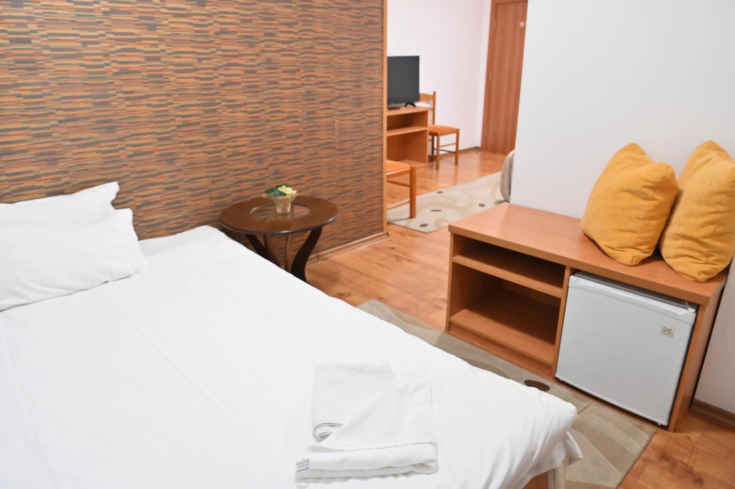 Hotel Rothmans-Breakfast - Free parking - Lobby