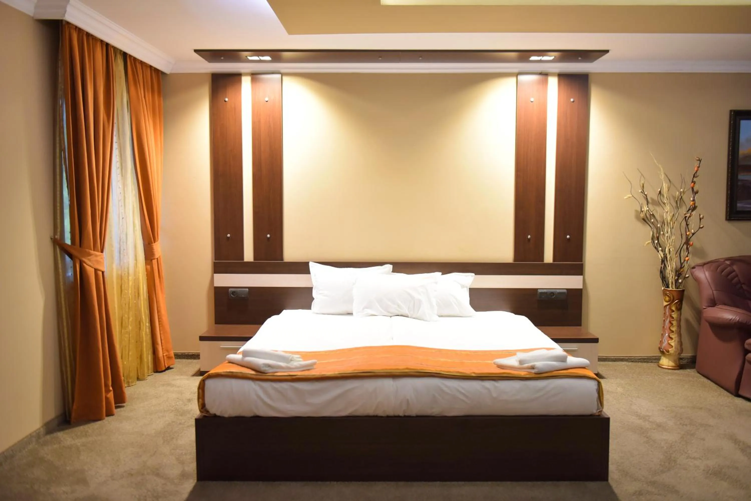 Hotel Rothmans-Breakfast - Free parking - Lobby