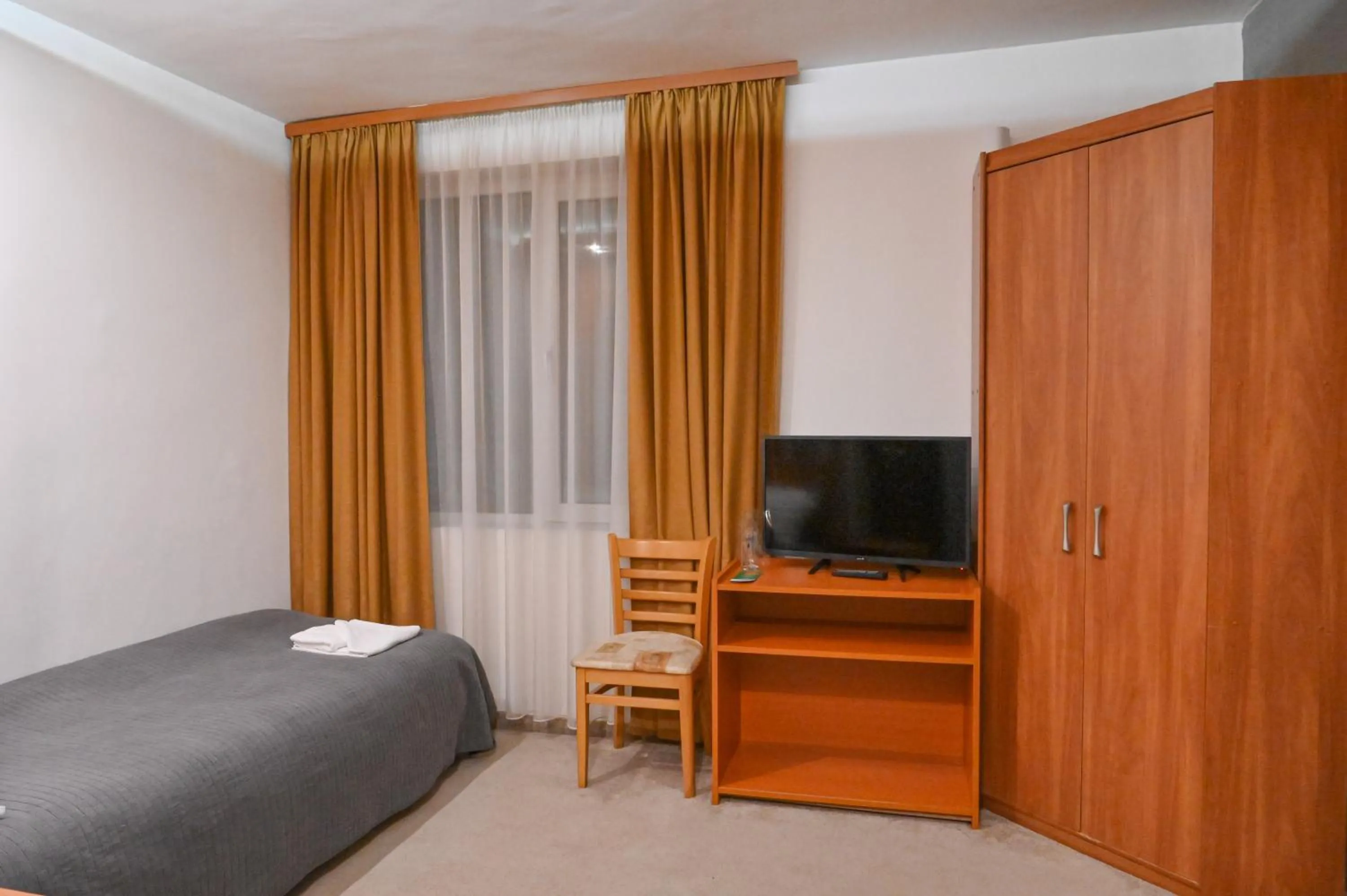 Hotel Rothmans-Breakfast - Free parking - Lobby