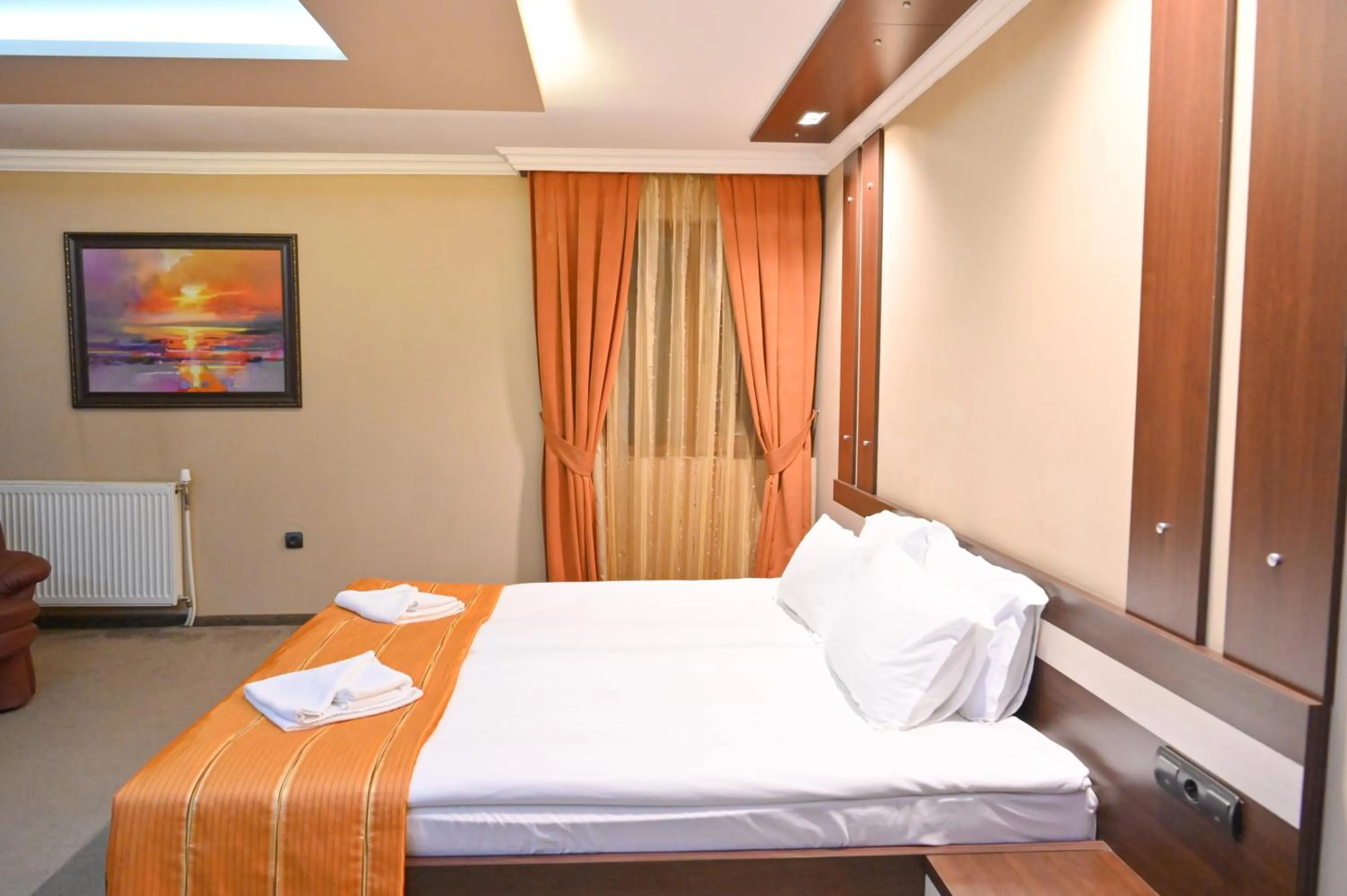 Hotel Rothmans-Breakfast - Free parking - Lobby