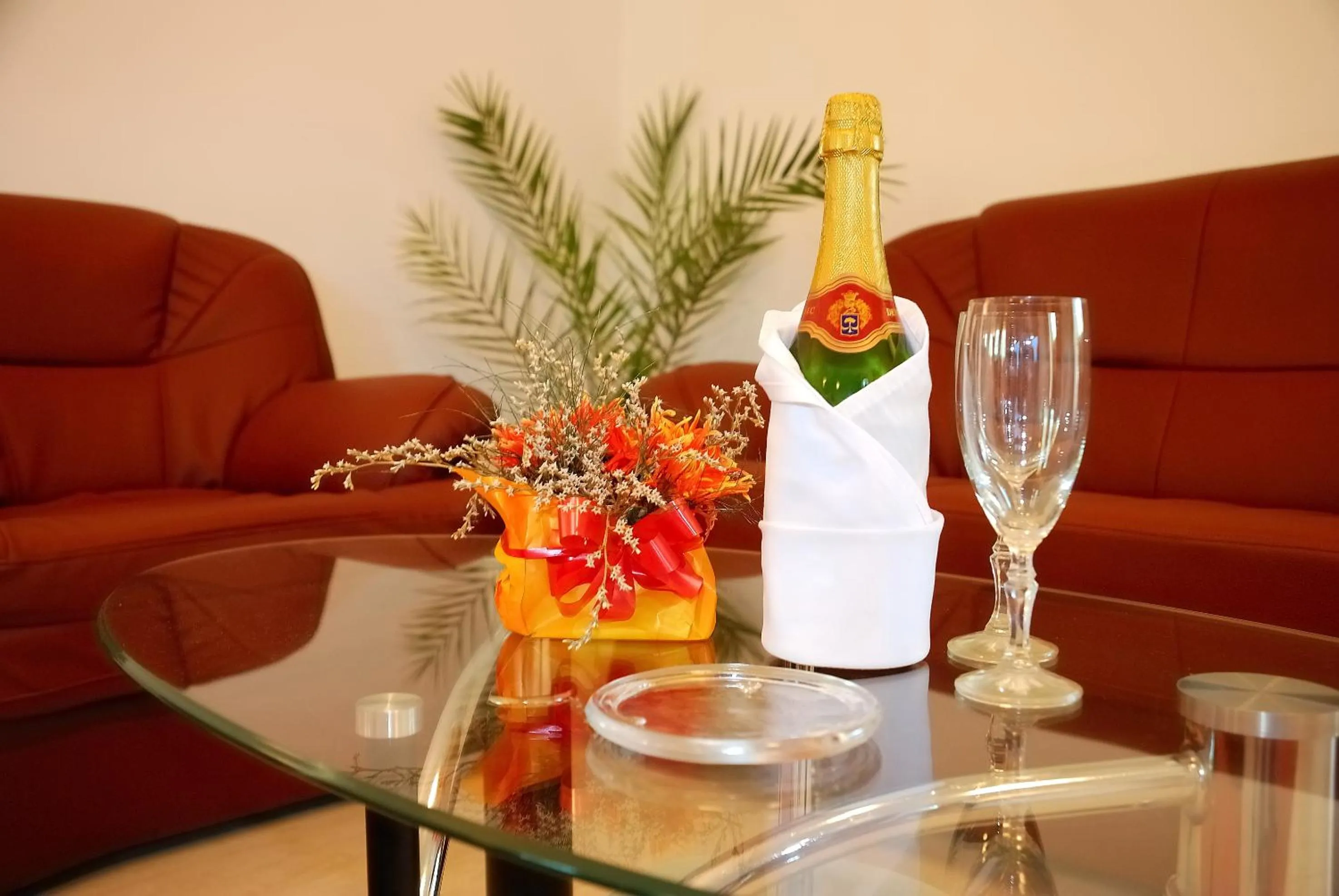 Hotel Rothmans-Breakfast - Free parking - Lobby