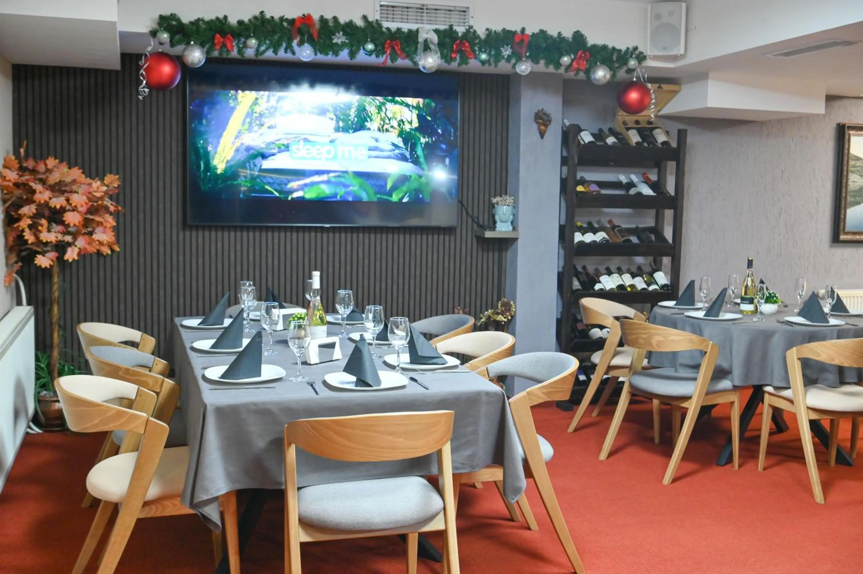 Hotel Rothmans-Breakfast - Free parking - Lobby