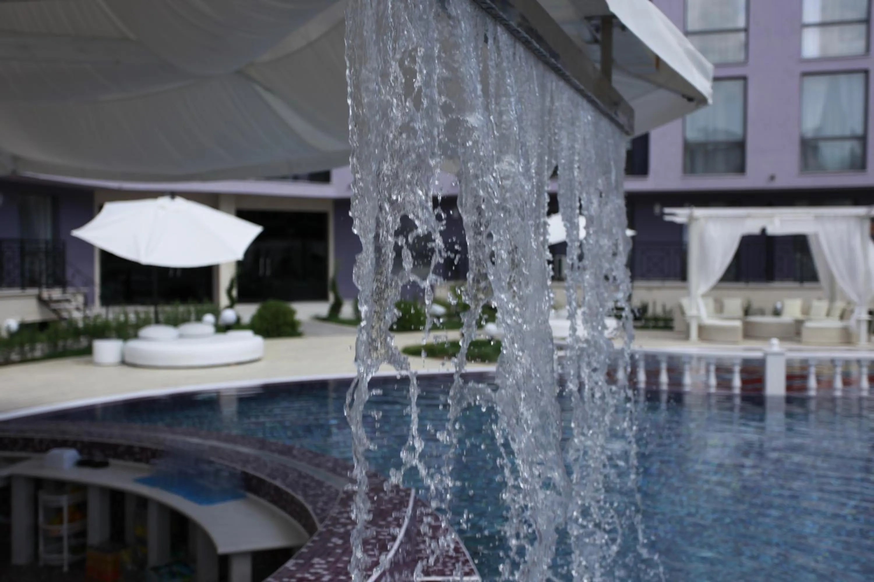 Swimming pool in Boutique Suites Rainbow 4