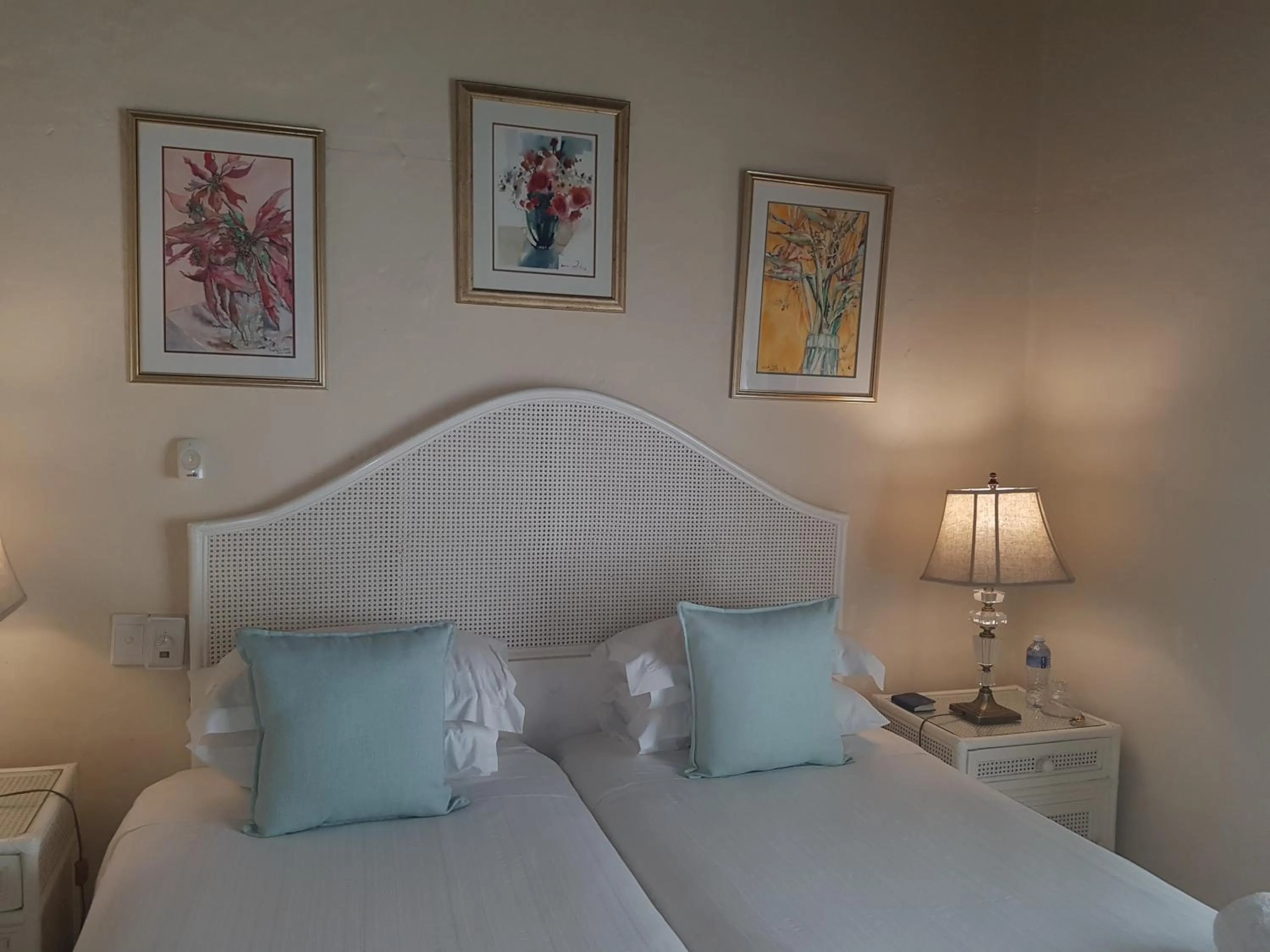 Bedroom, Bed in Steytlerville Villa Guest house