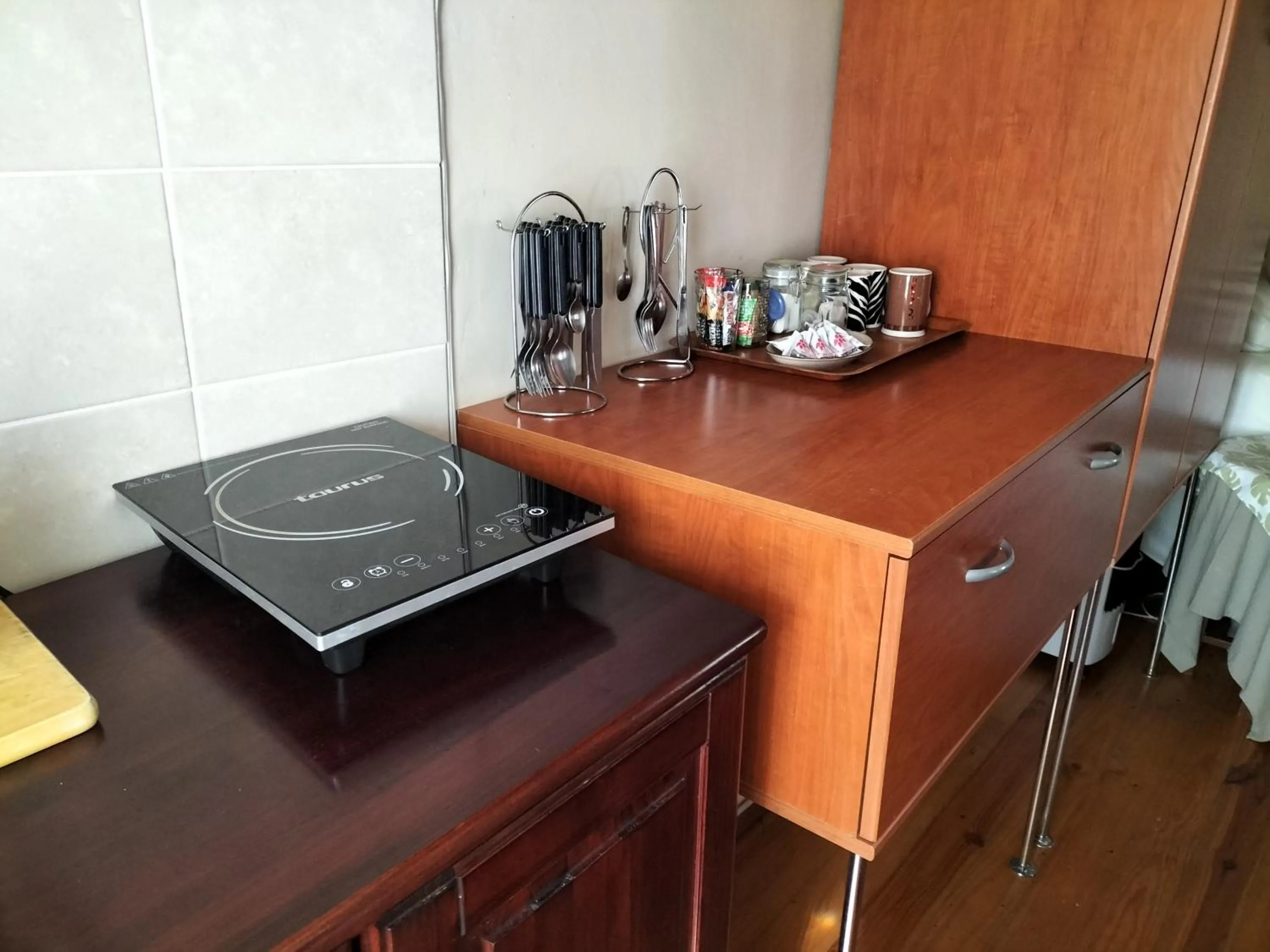 Kitchen or kitchenette in Steytlerville Villa Guest house