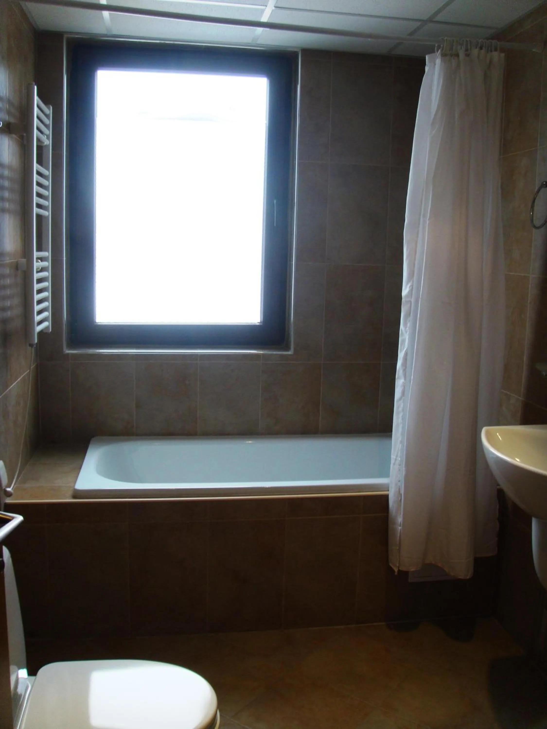 Bathroom in Winslow Elegance Apartments
