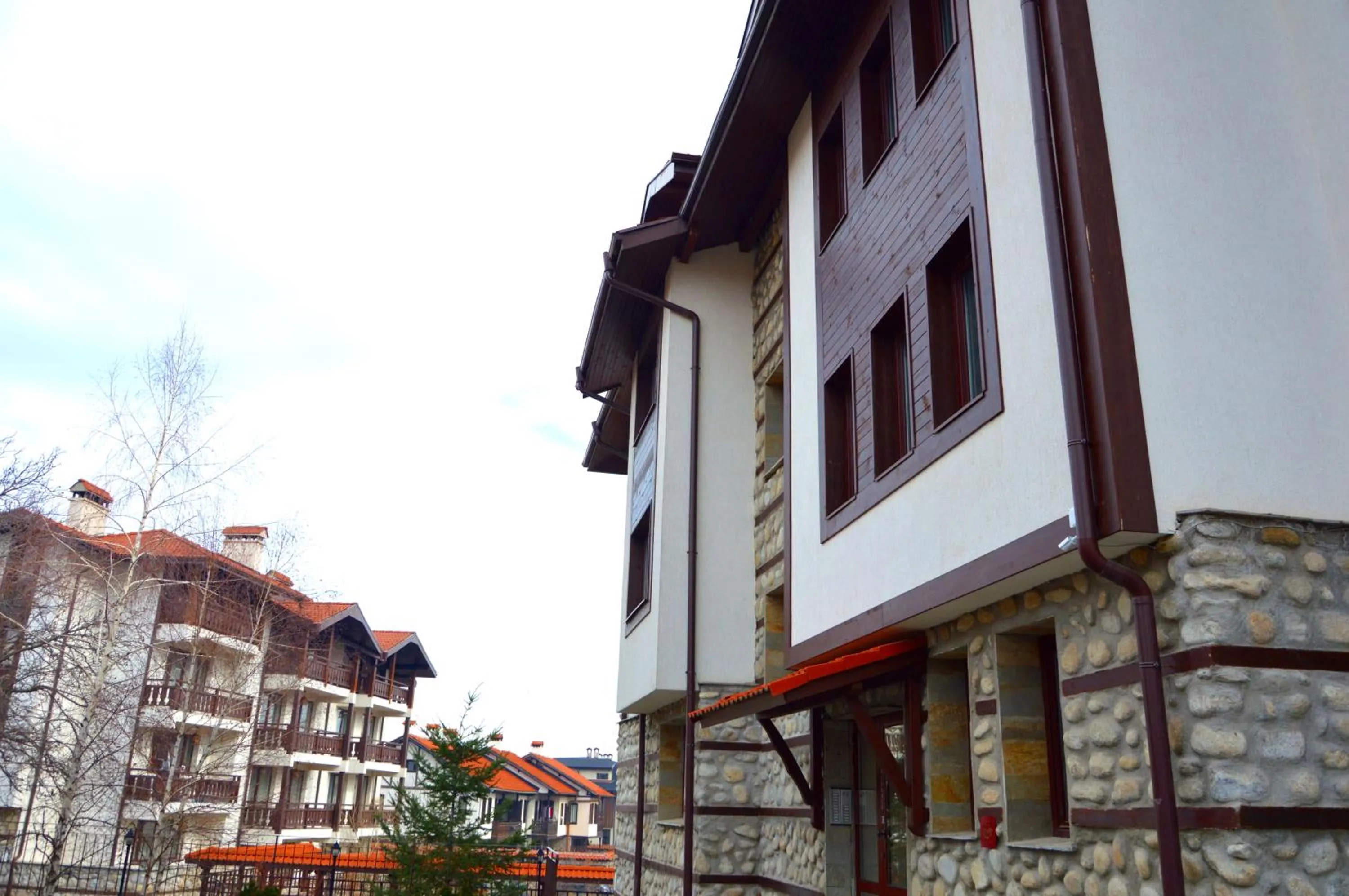 Property building in Winslow Elegance Apartments