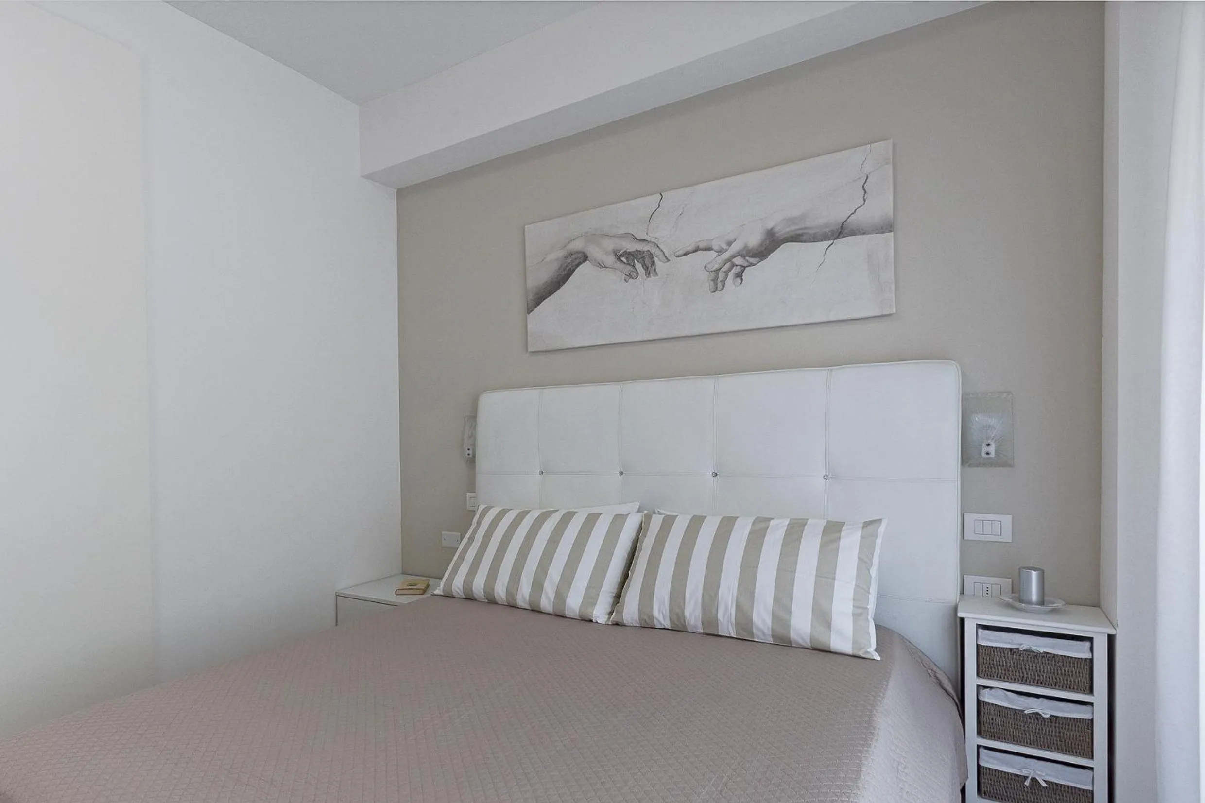 Bed in Residence Armony