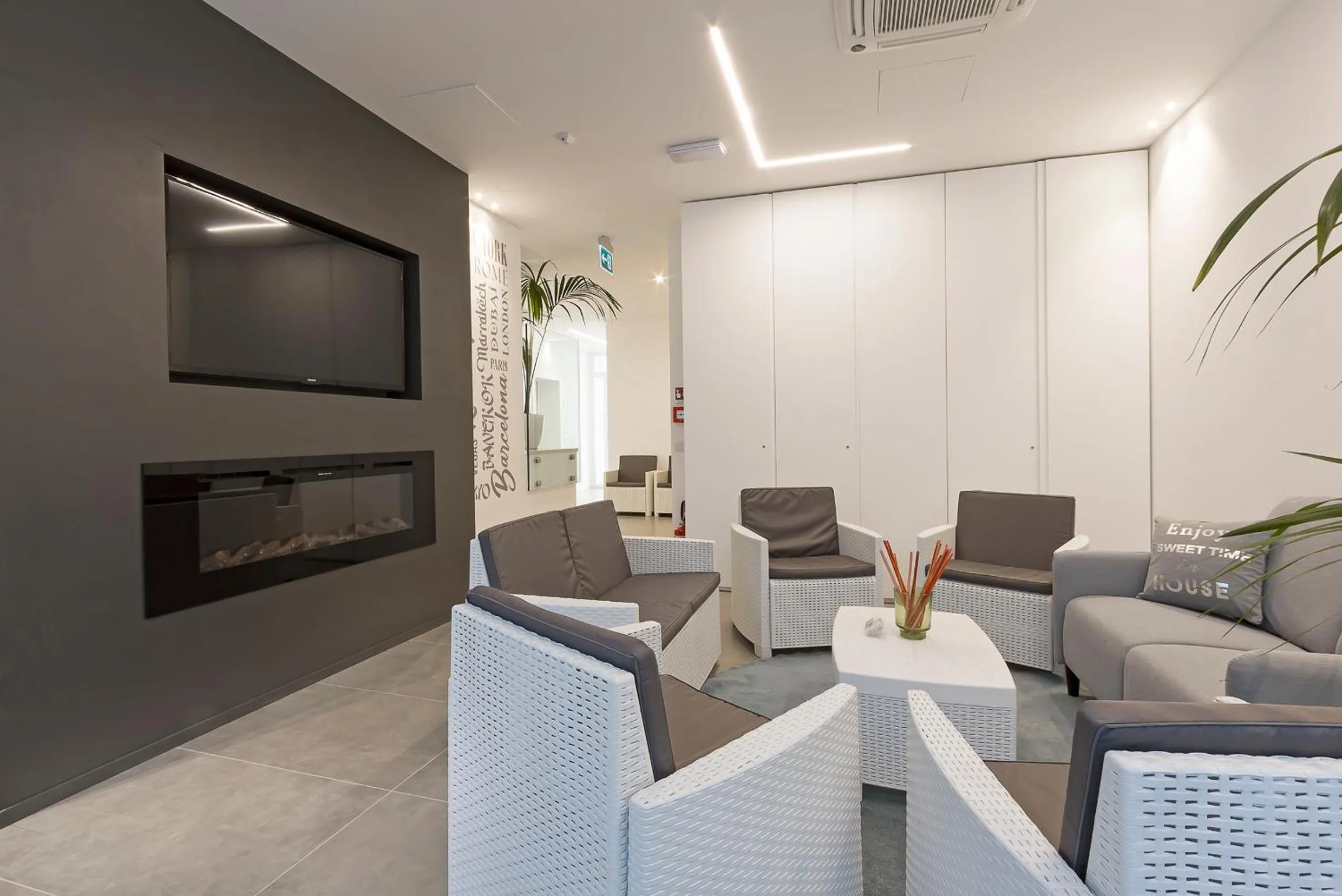 TV and multimedia in Residence Armony