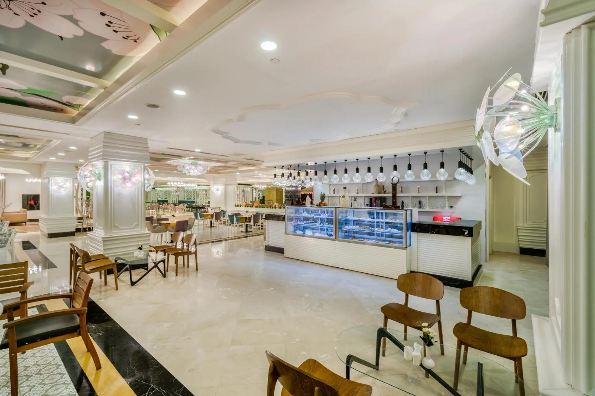 Restaurant/places to eat in Sensitive Premium Resort & Spa