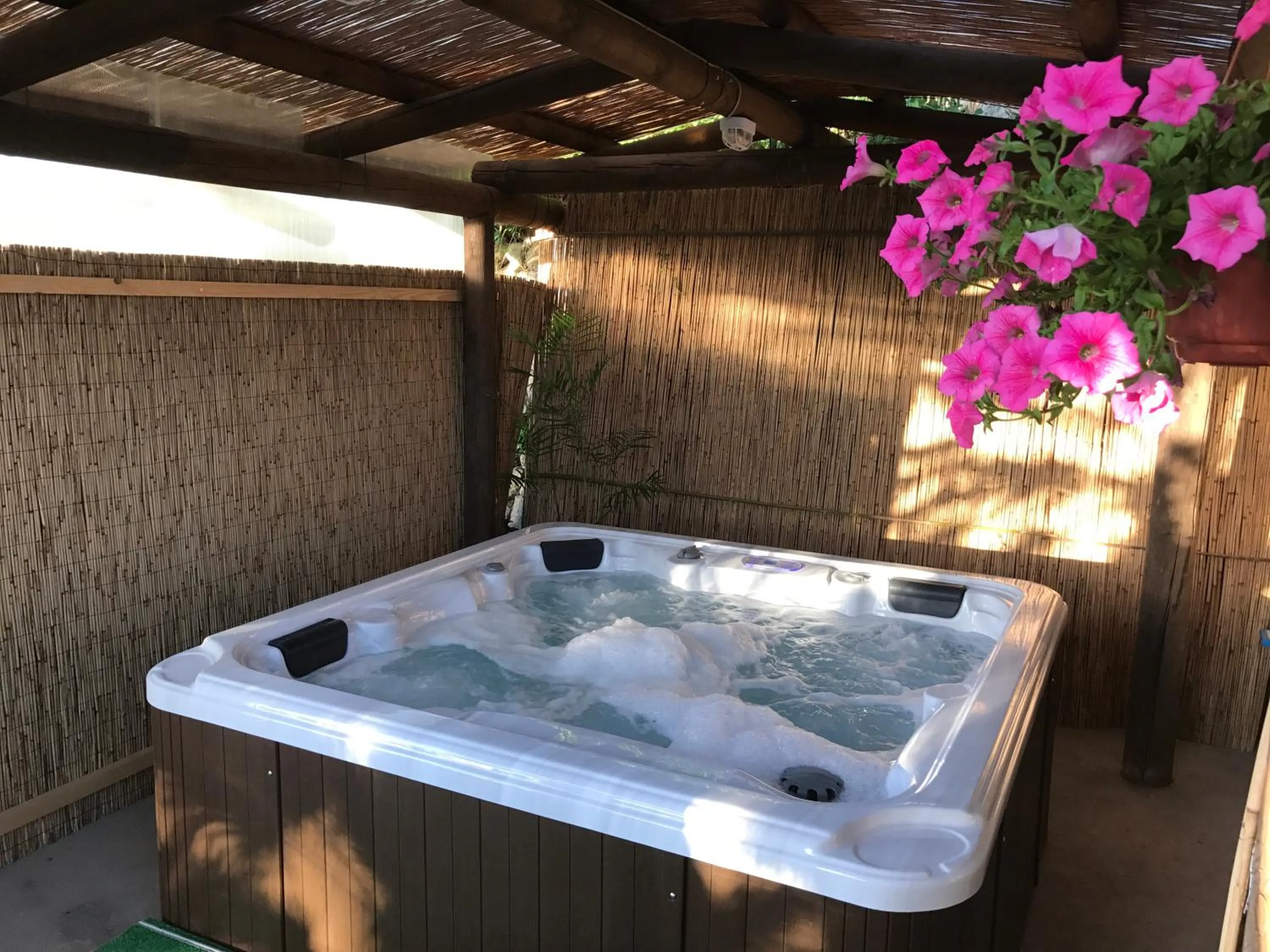 Hot Tub in Residence Villa Cristina