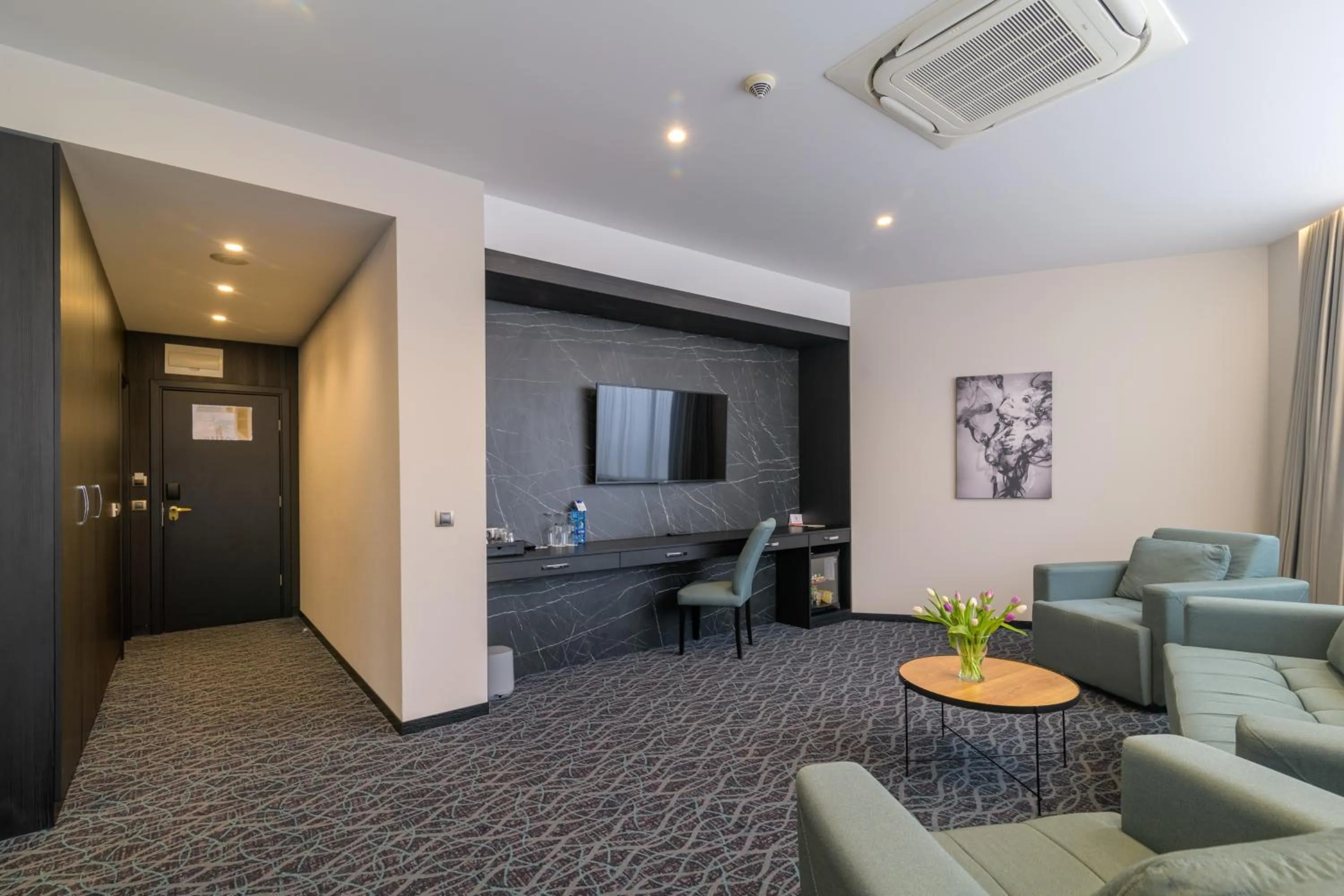 Living room in Rosslyn Dimyat Hotel Varna