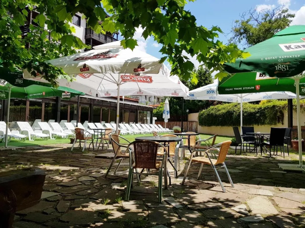 Garden in Hotel Casa Karina Bansko - Half Board & All Inclusive