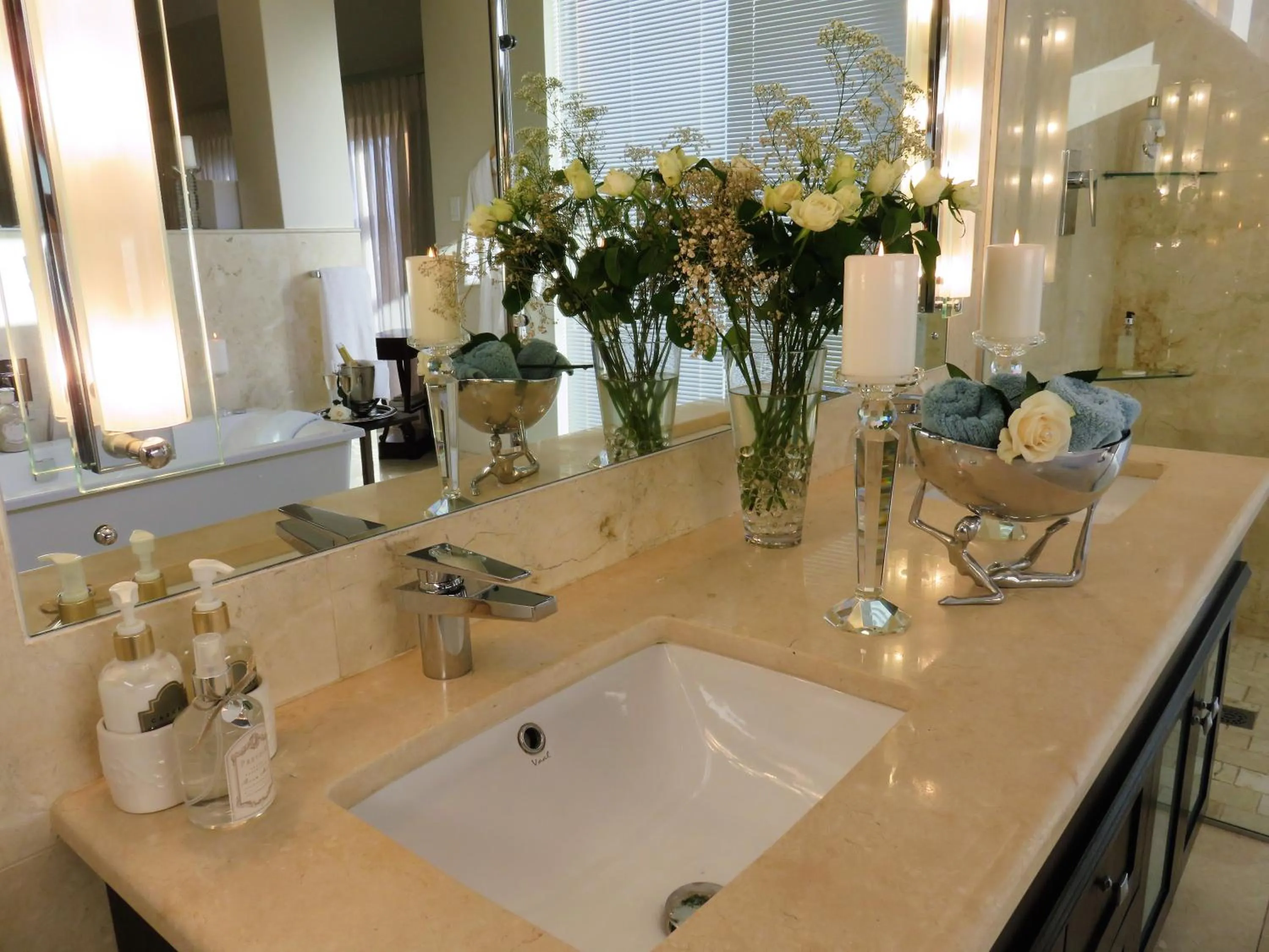 Shower in Island Way Villa