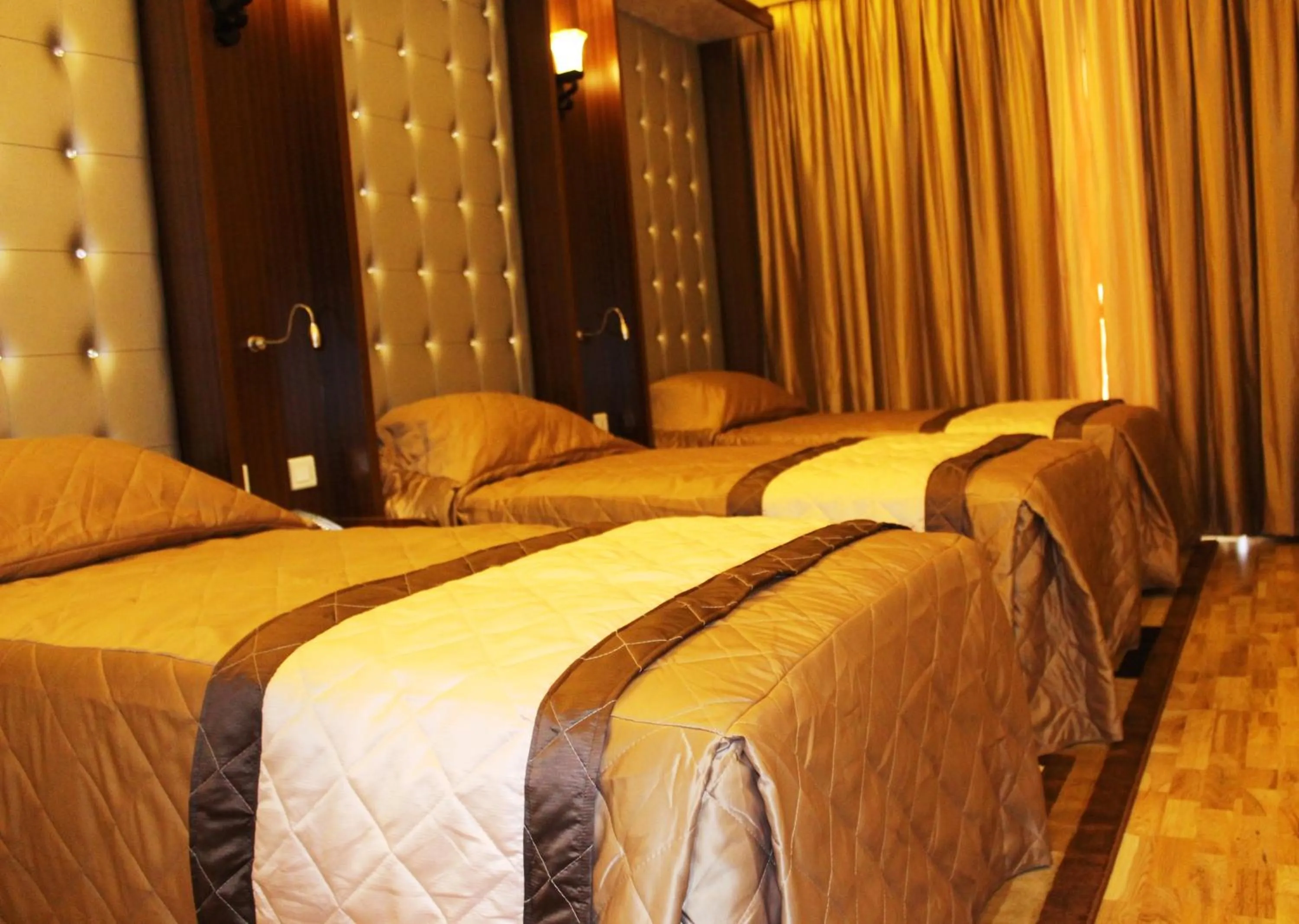 Bedroom, Bed in Al Khaleej Grand Hotel