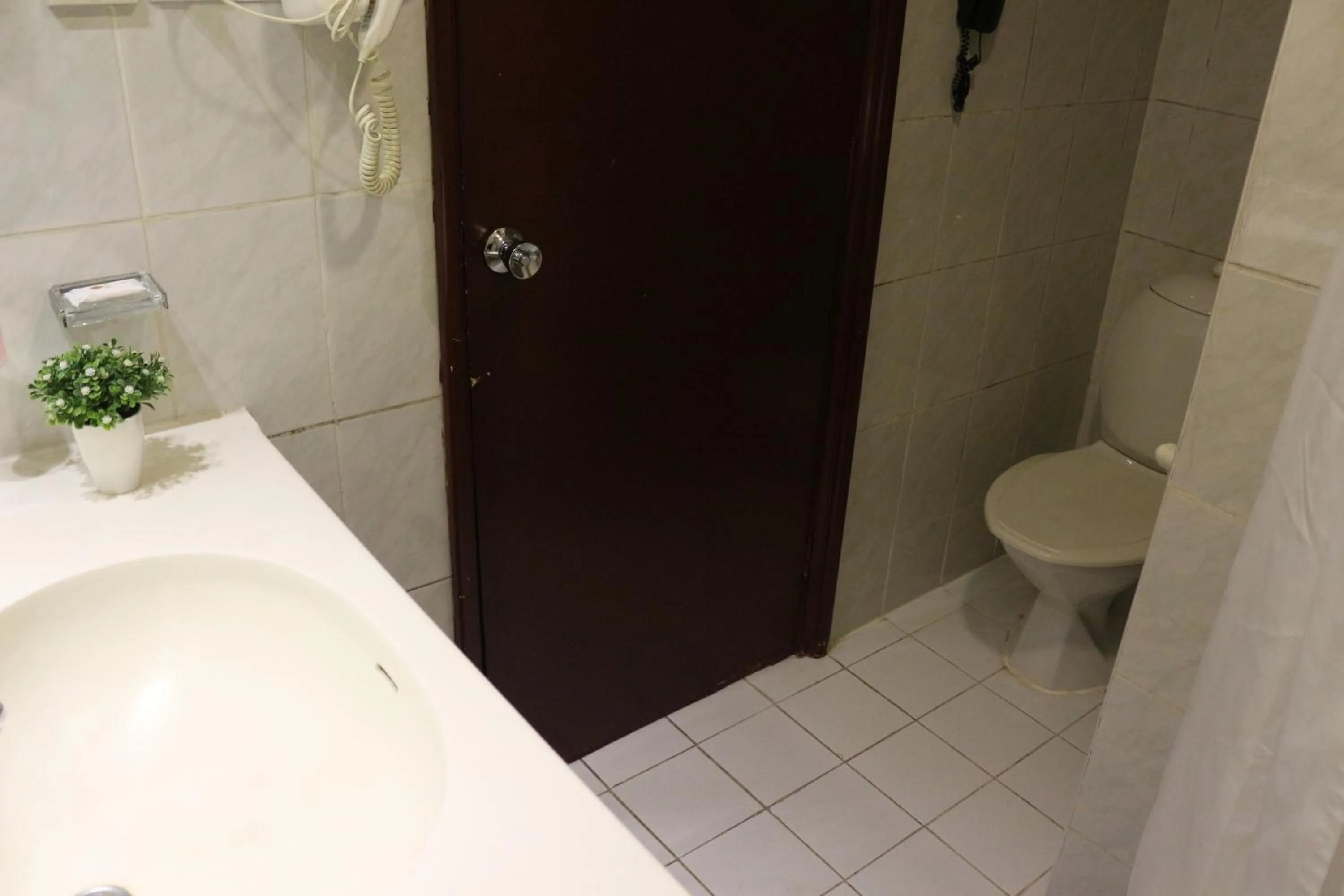 Bathroom in Al Khaleej Grand Hotel