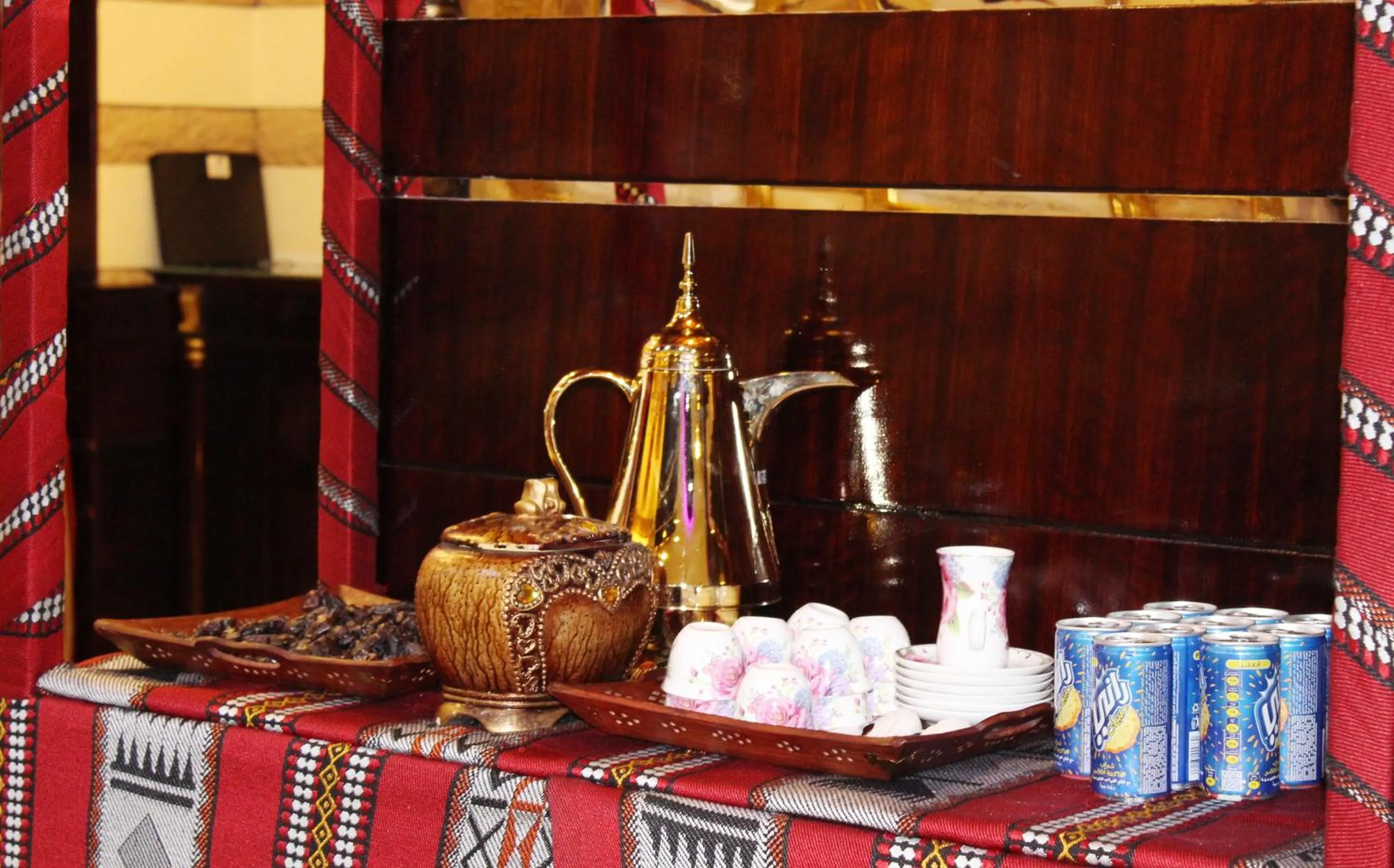 Decorative detail in Al Khaleej Grand Hotel