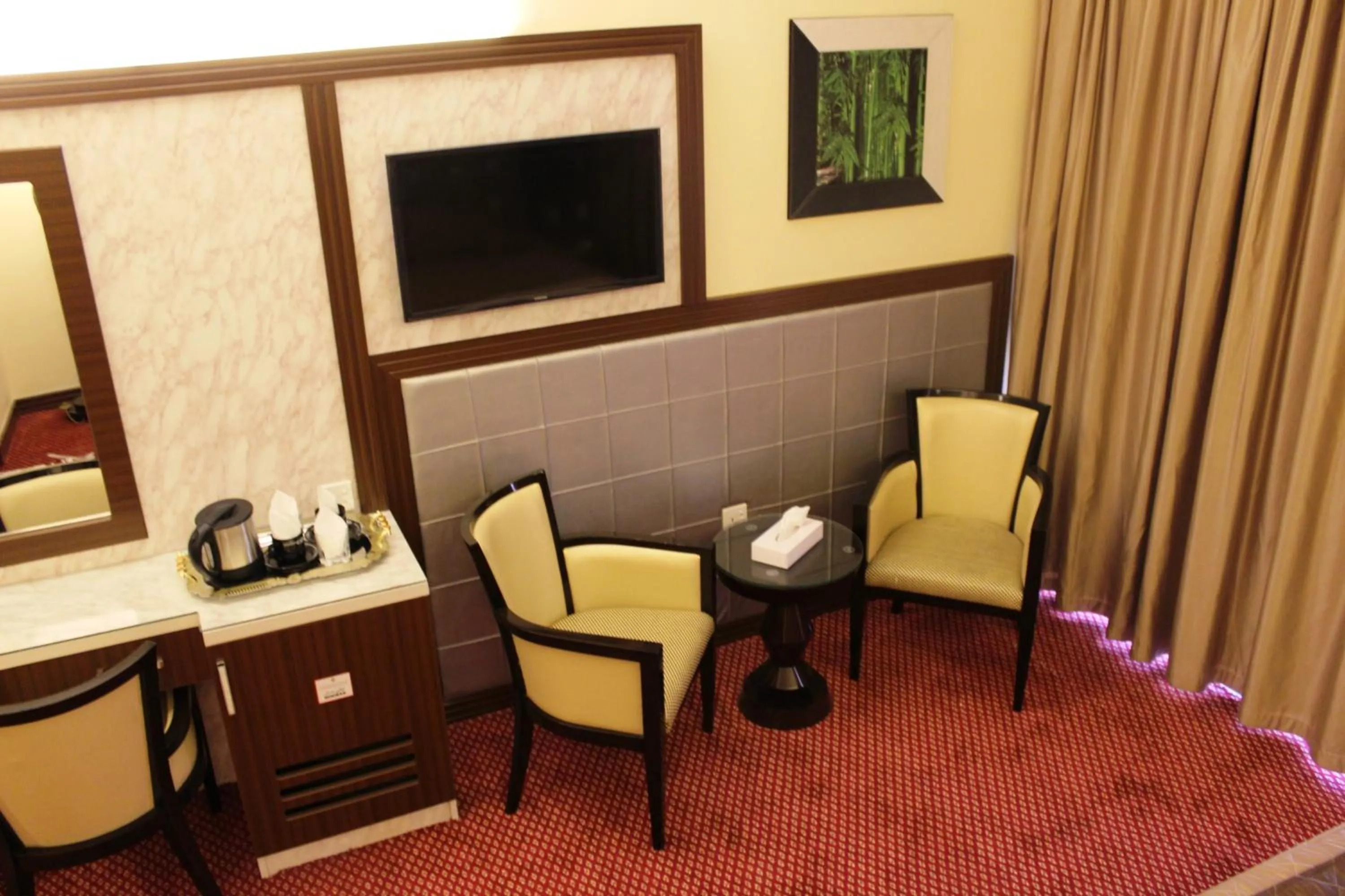 Seating area in Al Khaleej Grand Hotel