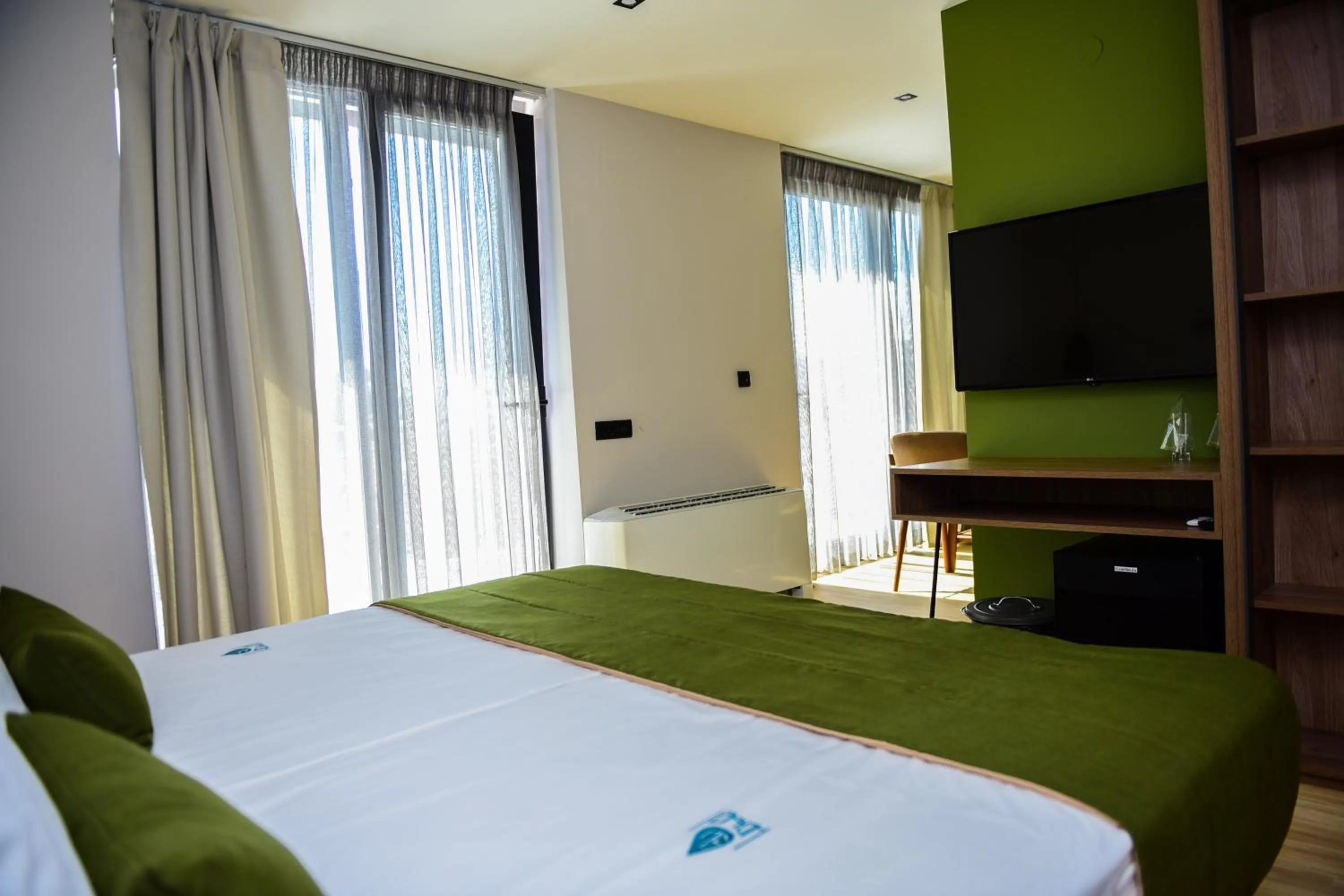 Bedroom, Bed in SU Hotel