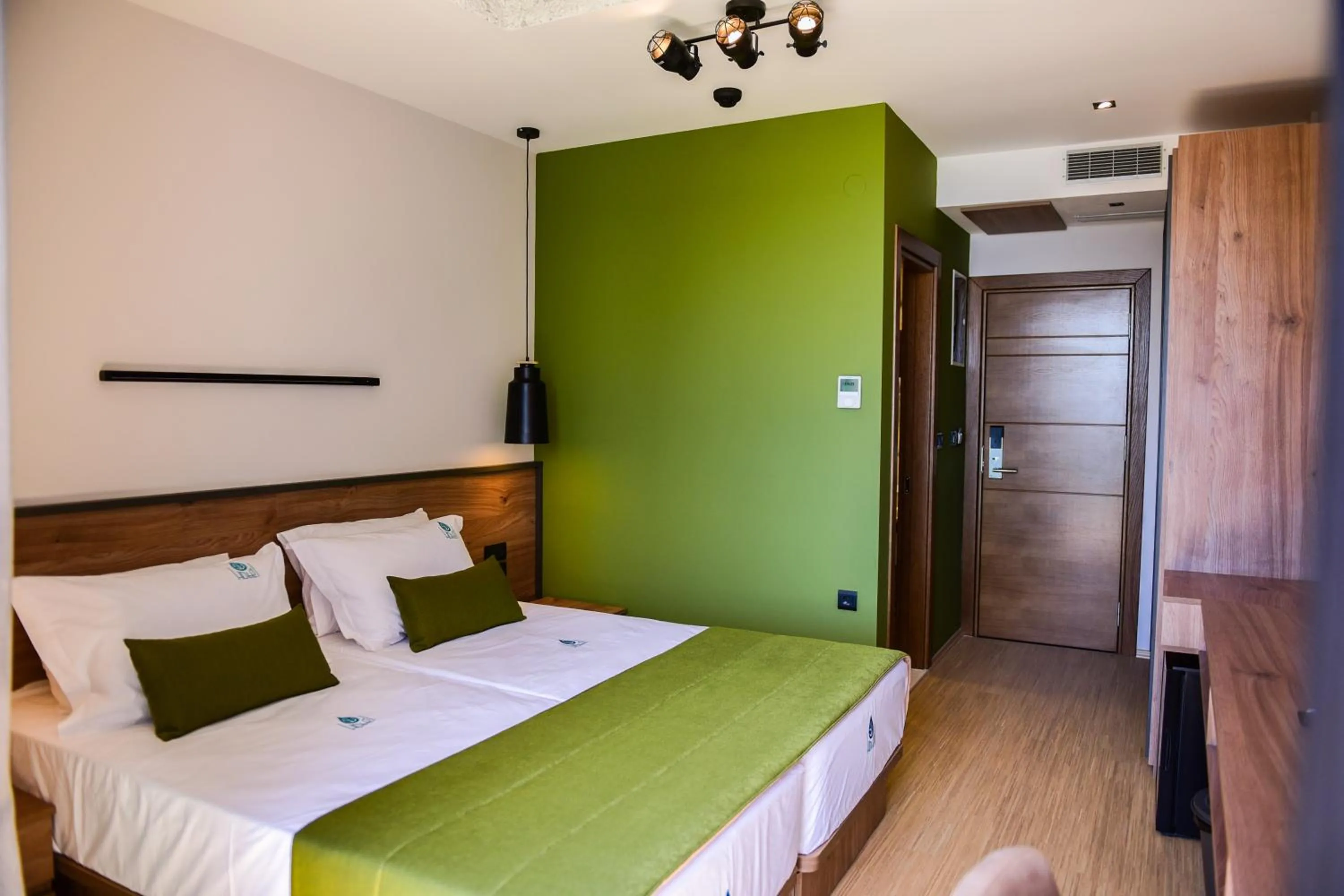 Bedroom, Bed in SU Hotel