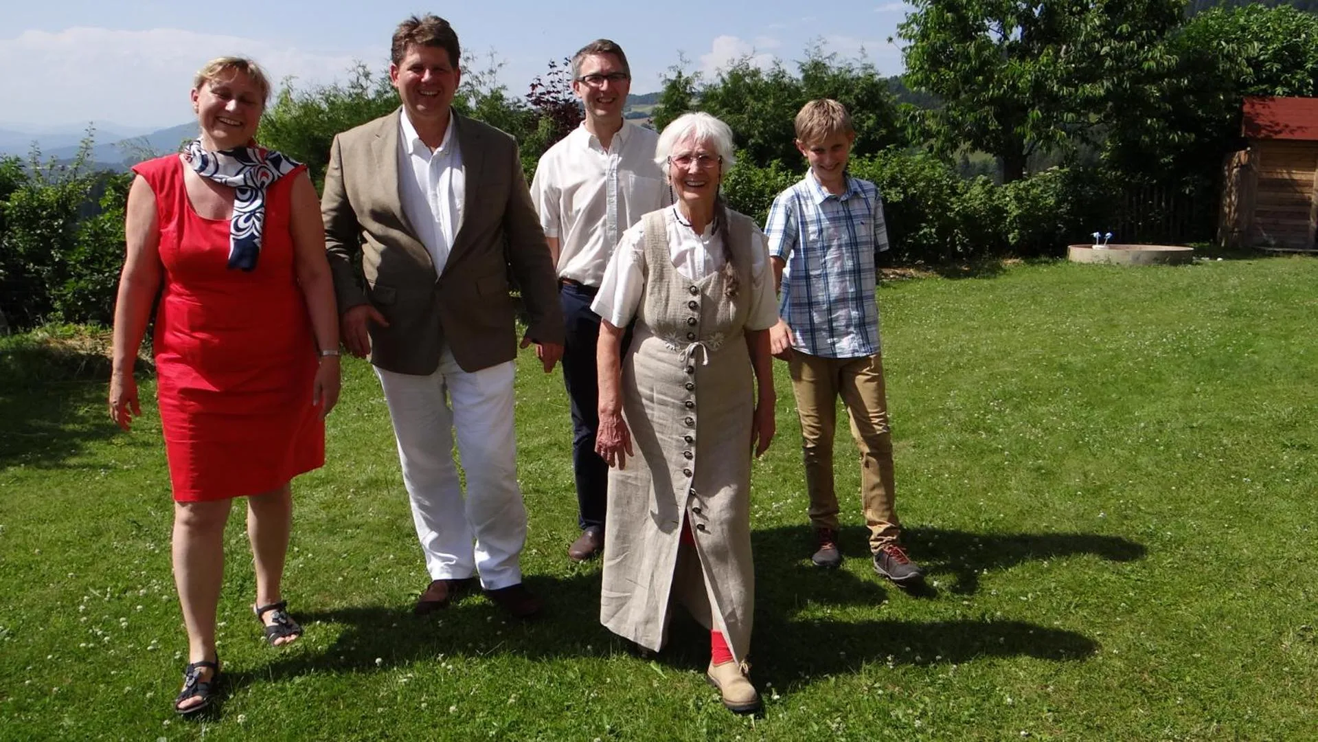 Family in Biolandhaus Arche