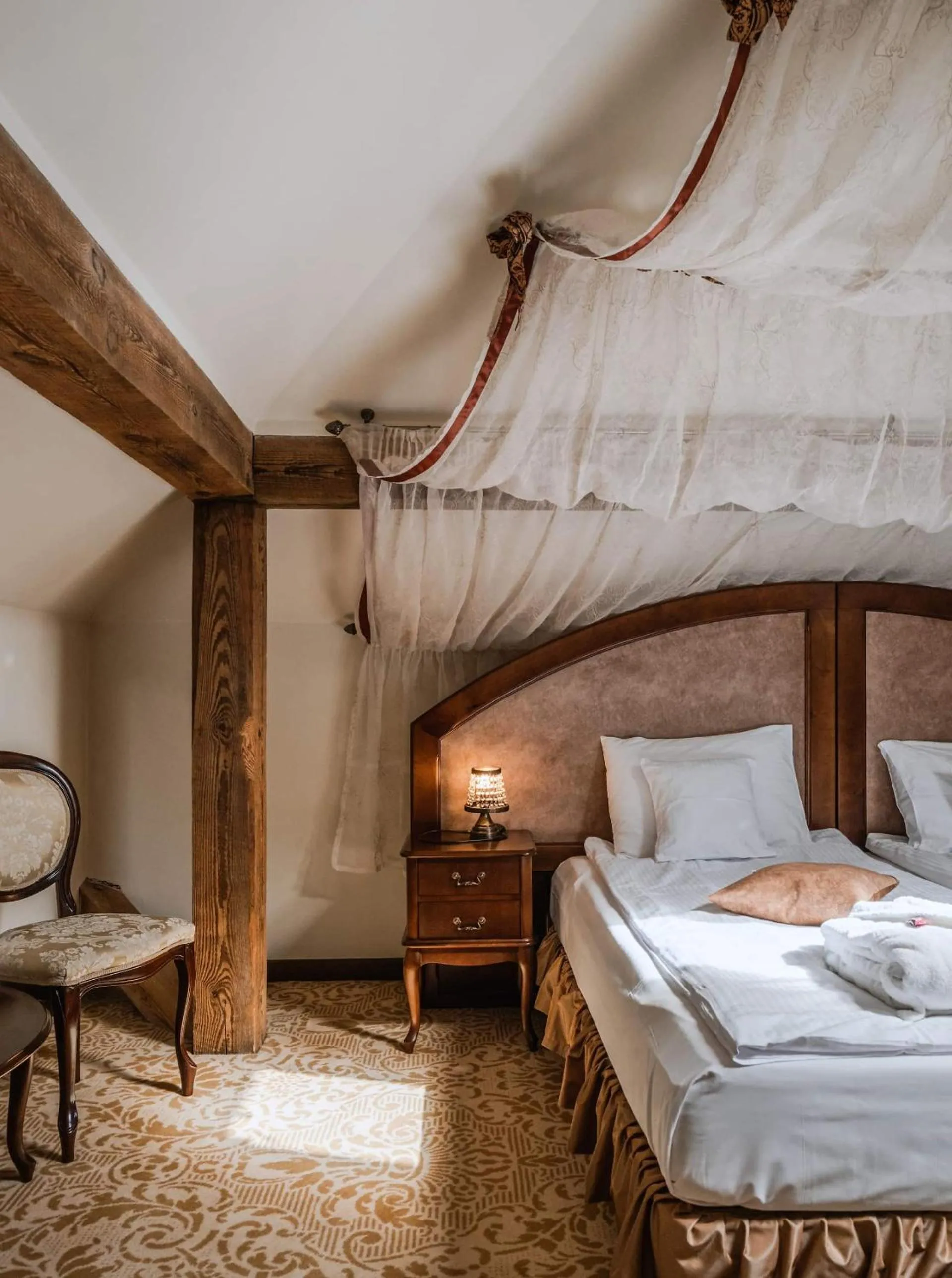 Bed in Dwór Kombornia Hotel&SPA