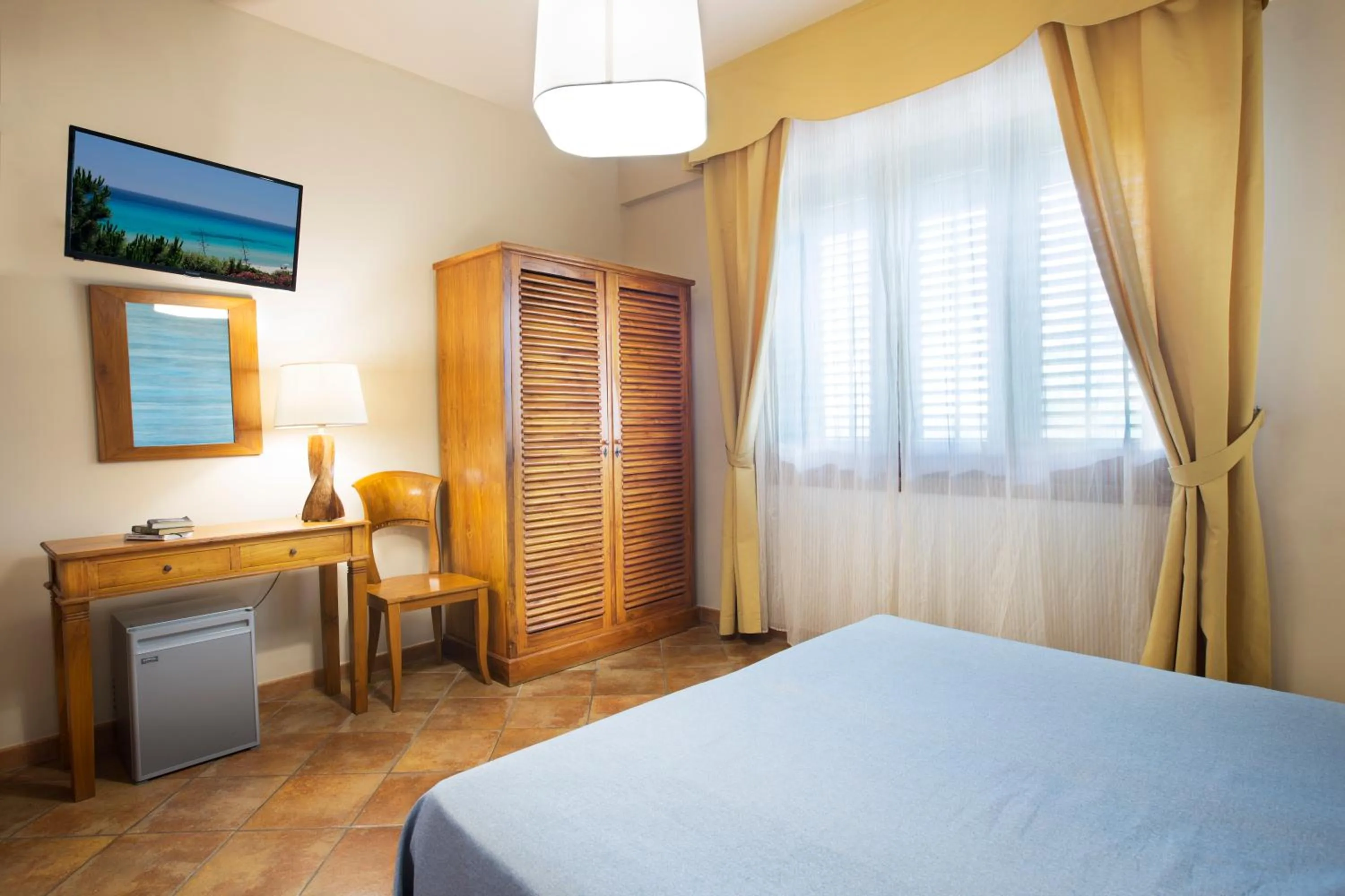 Bedroom, Bed in FAVIGNANA HOTEL Concept Holiday