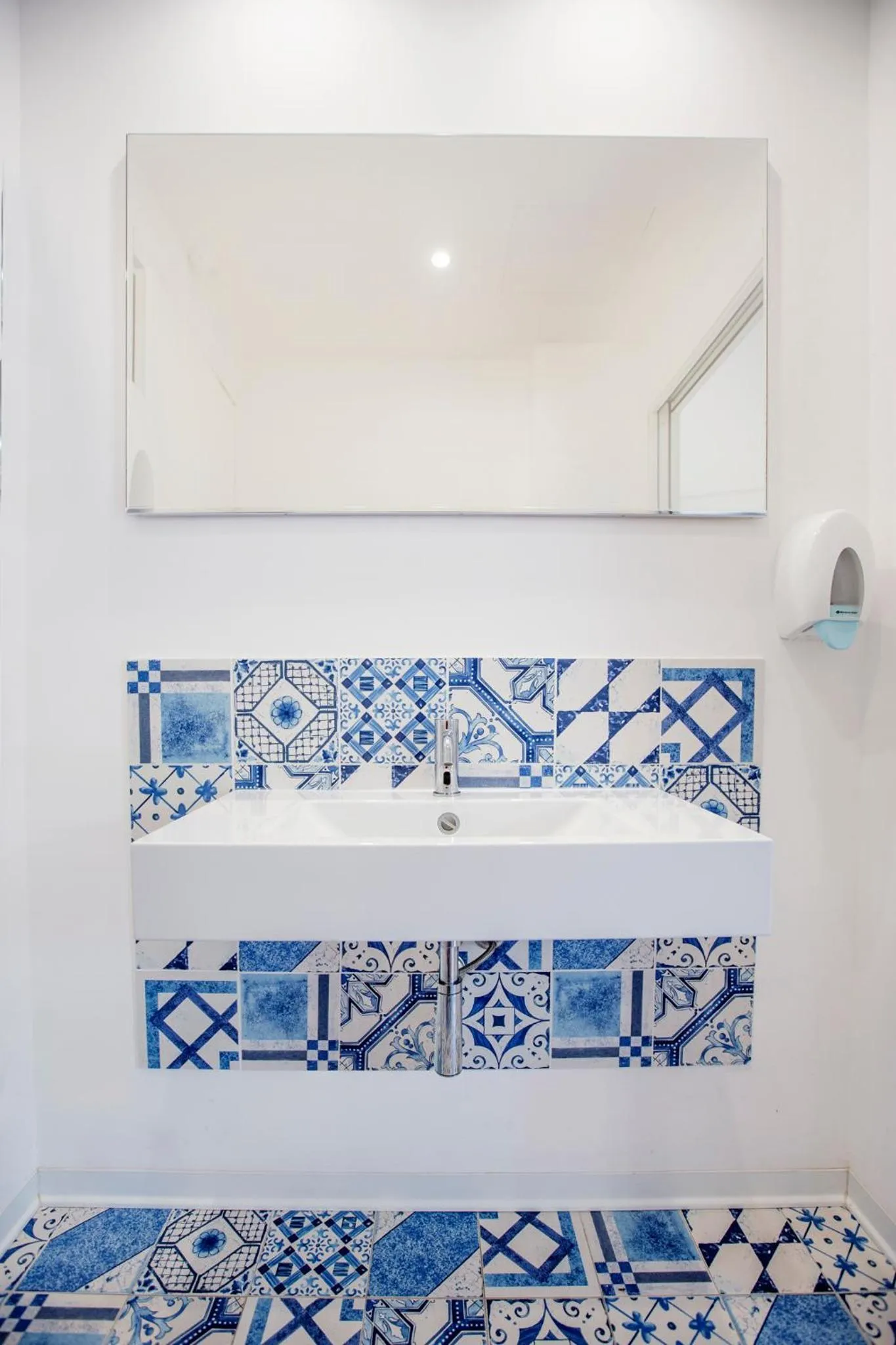 Bathroom in FAVIGNANA HOTEL Concept Holiday