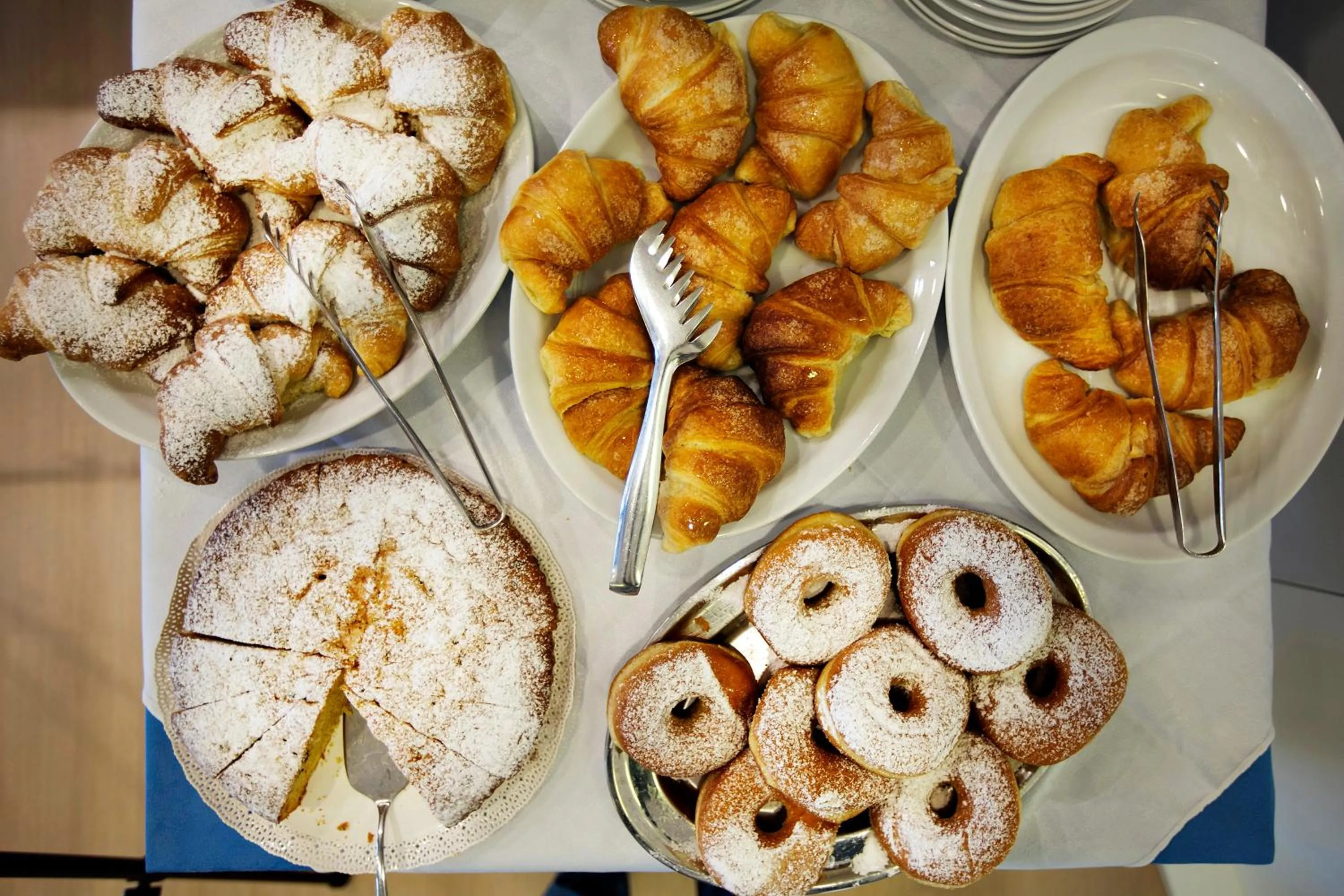 Buffet breakfast in FAVIGNANA HOTEL Concept Holiday