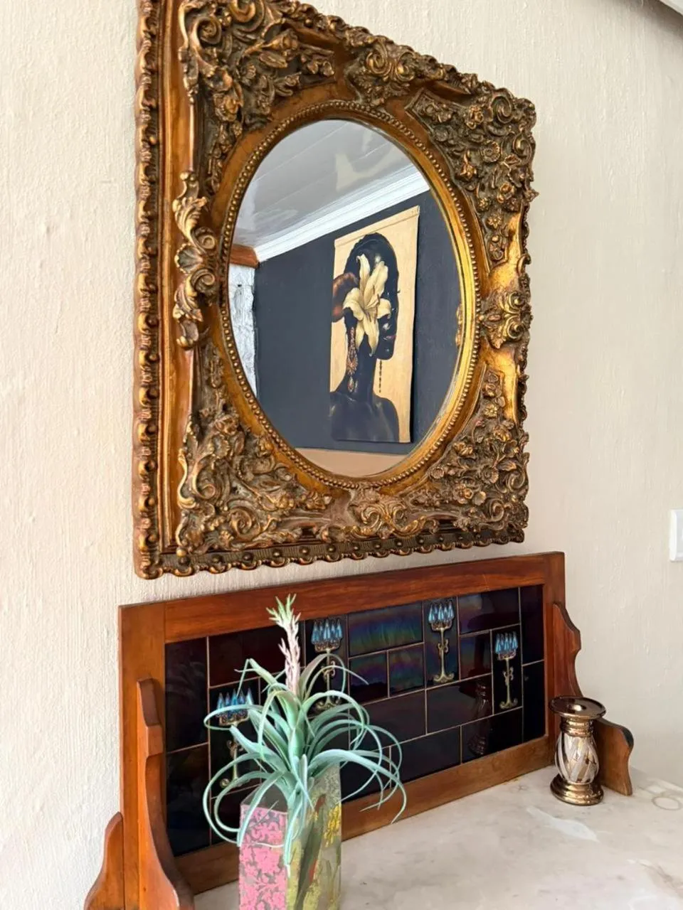 Decorative detail in Linwood Guest Farm