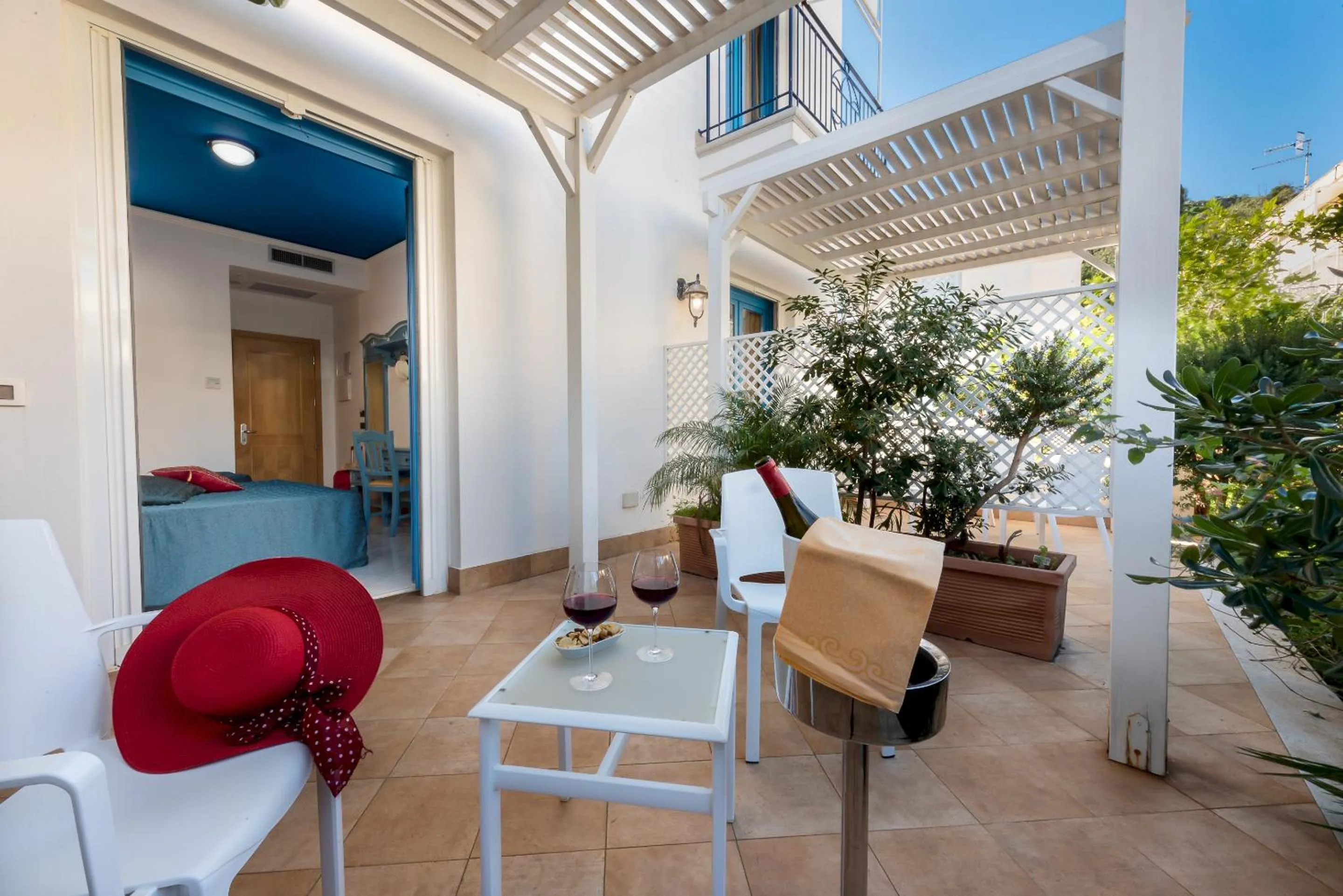 Garden view in Hotel Ristorante Mediterraneo Faro