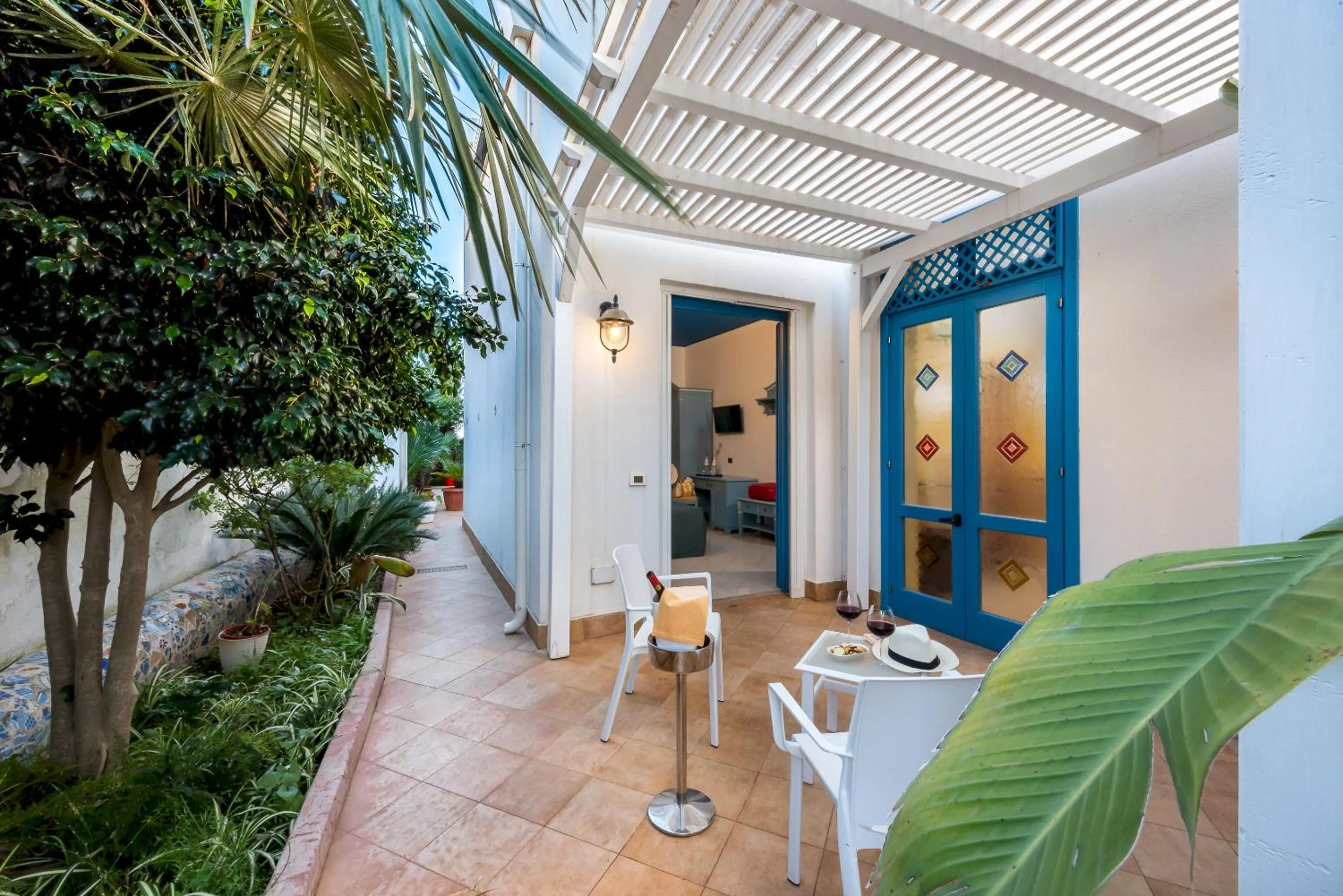 Garden view in Hotel Ristorante Mediterraneo Faro