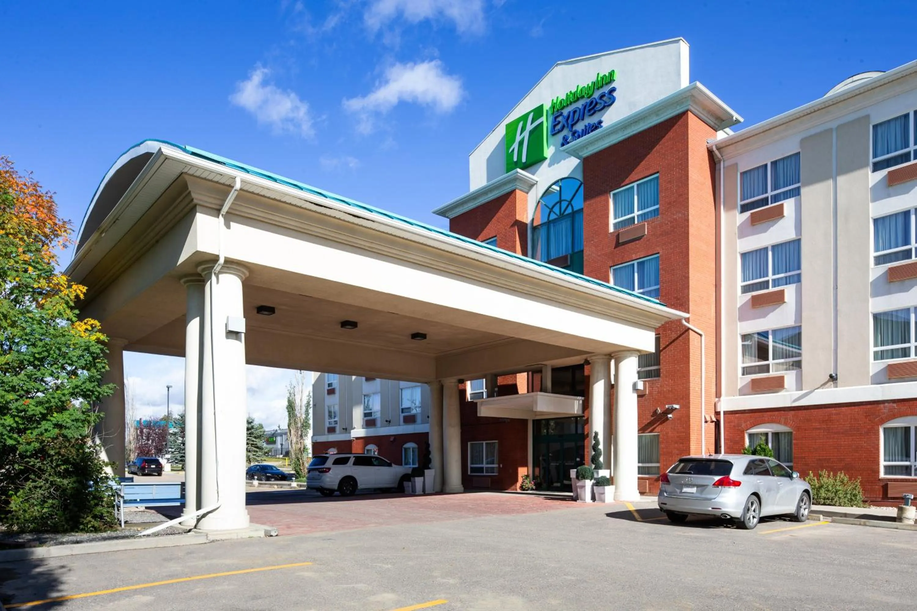 Property building in Holiday Inn Express Hotel & Suites Edson by IHG