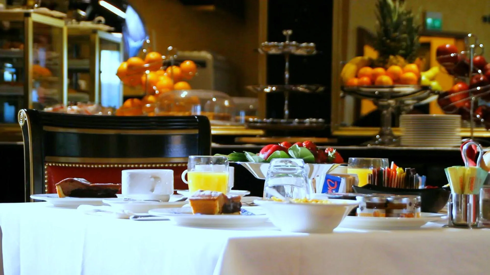 Buffet breakfast in Hotel Motel Visconteo