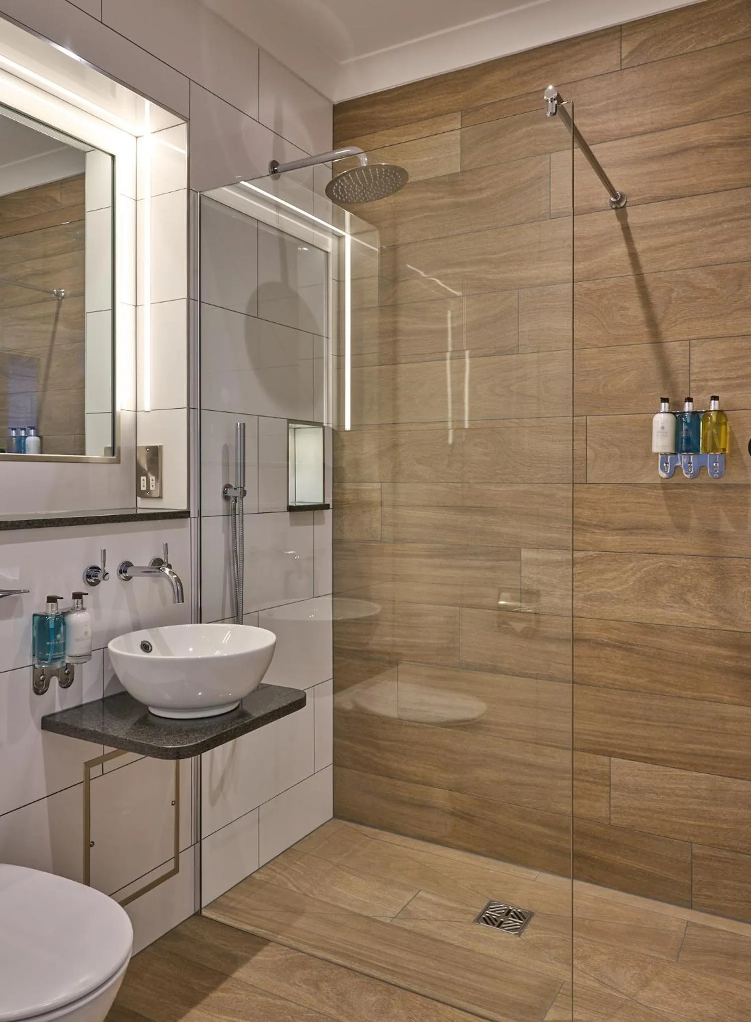 Shower in The Headland Hotel and Spa