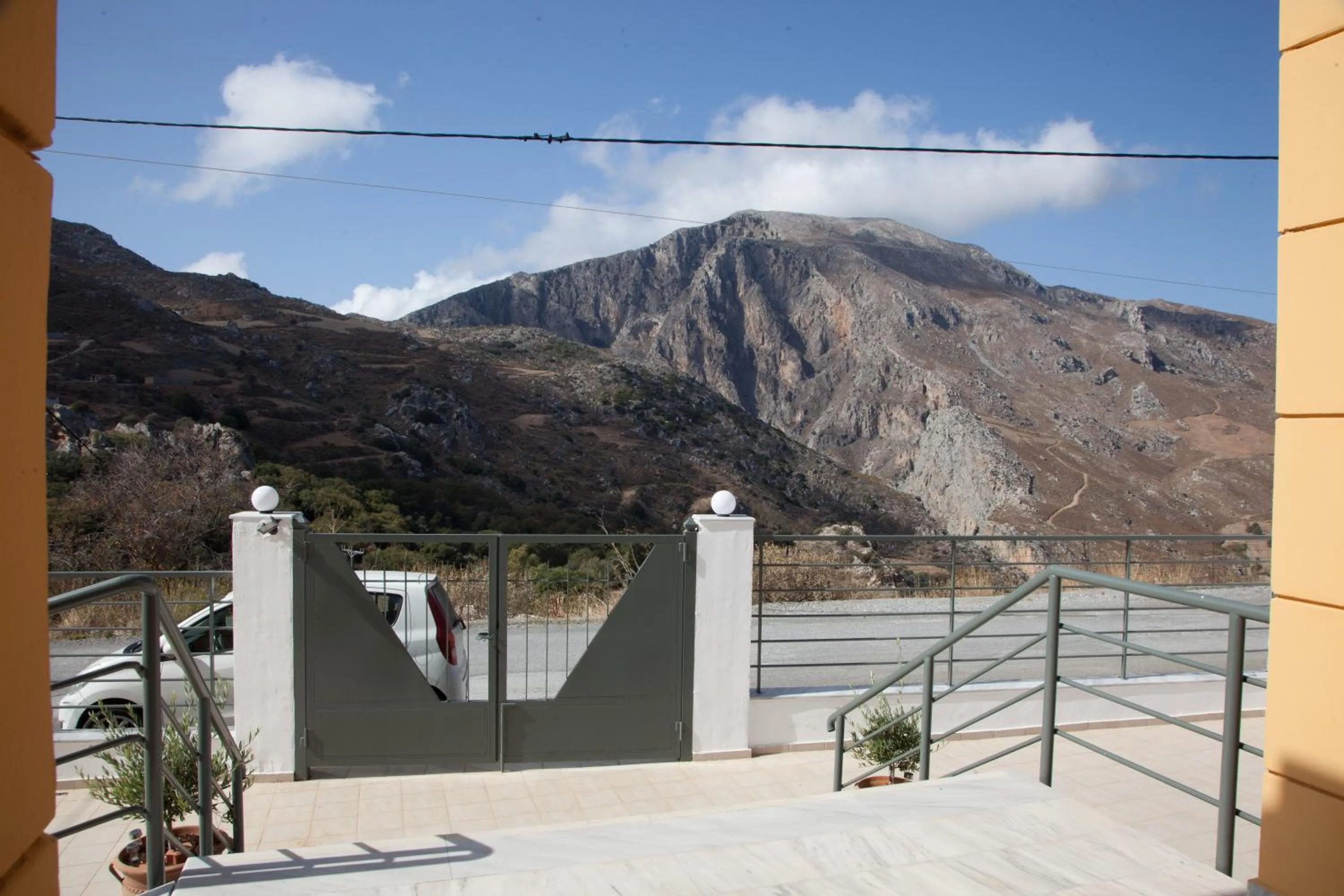 Mountain view in Villa Frati Gorge