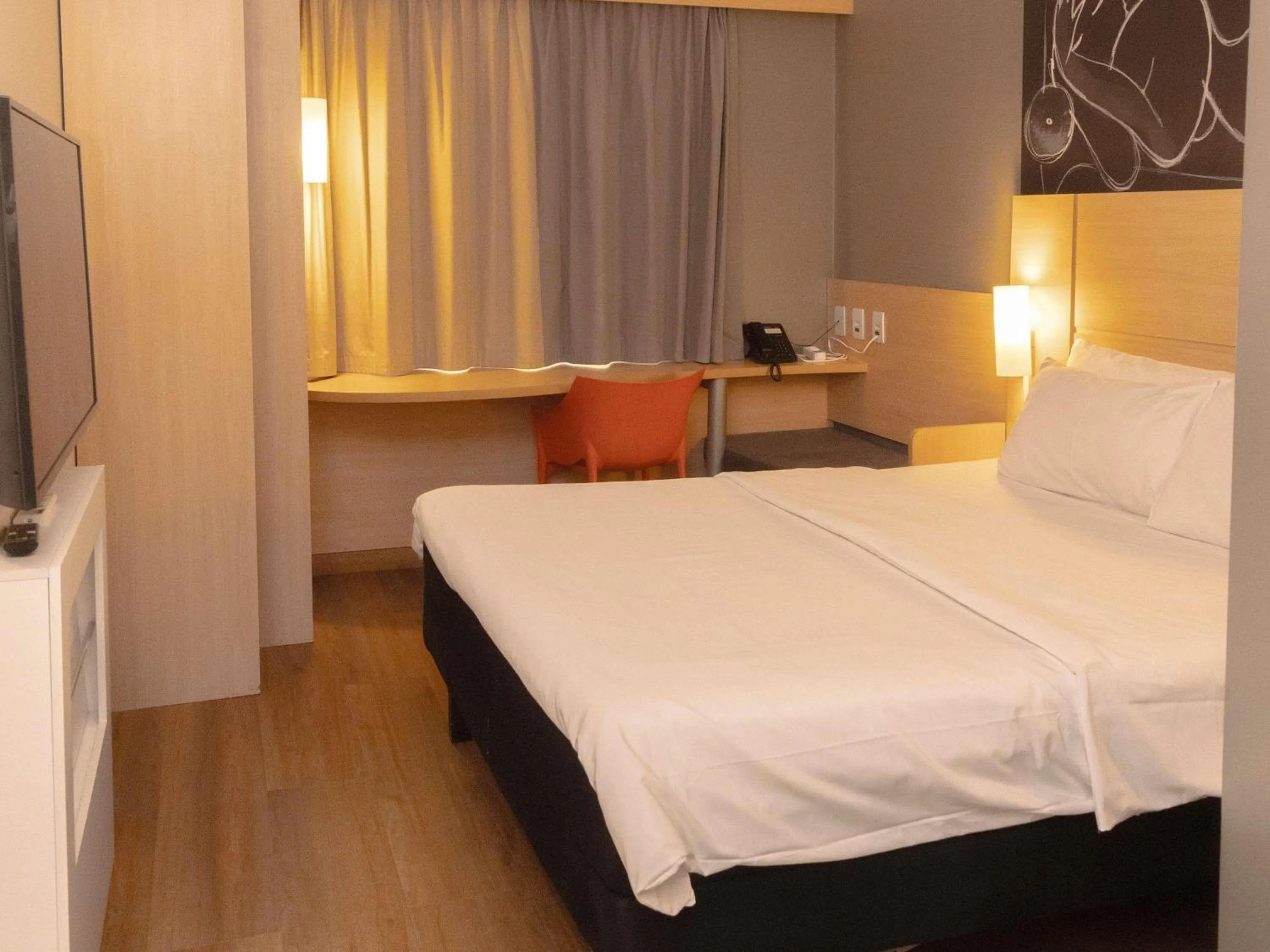 Bedroom, Bed in ibis Catanduva