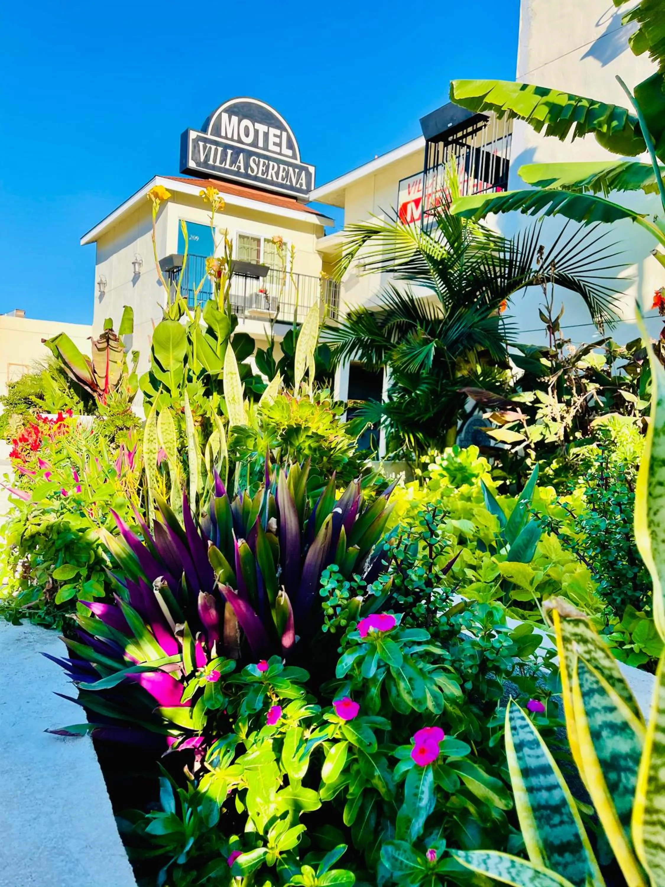 Facade/entrance in Villa Serena