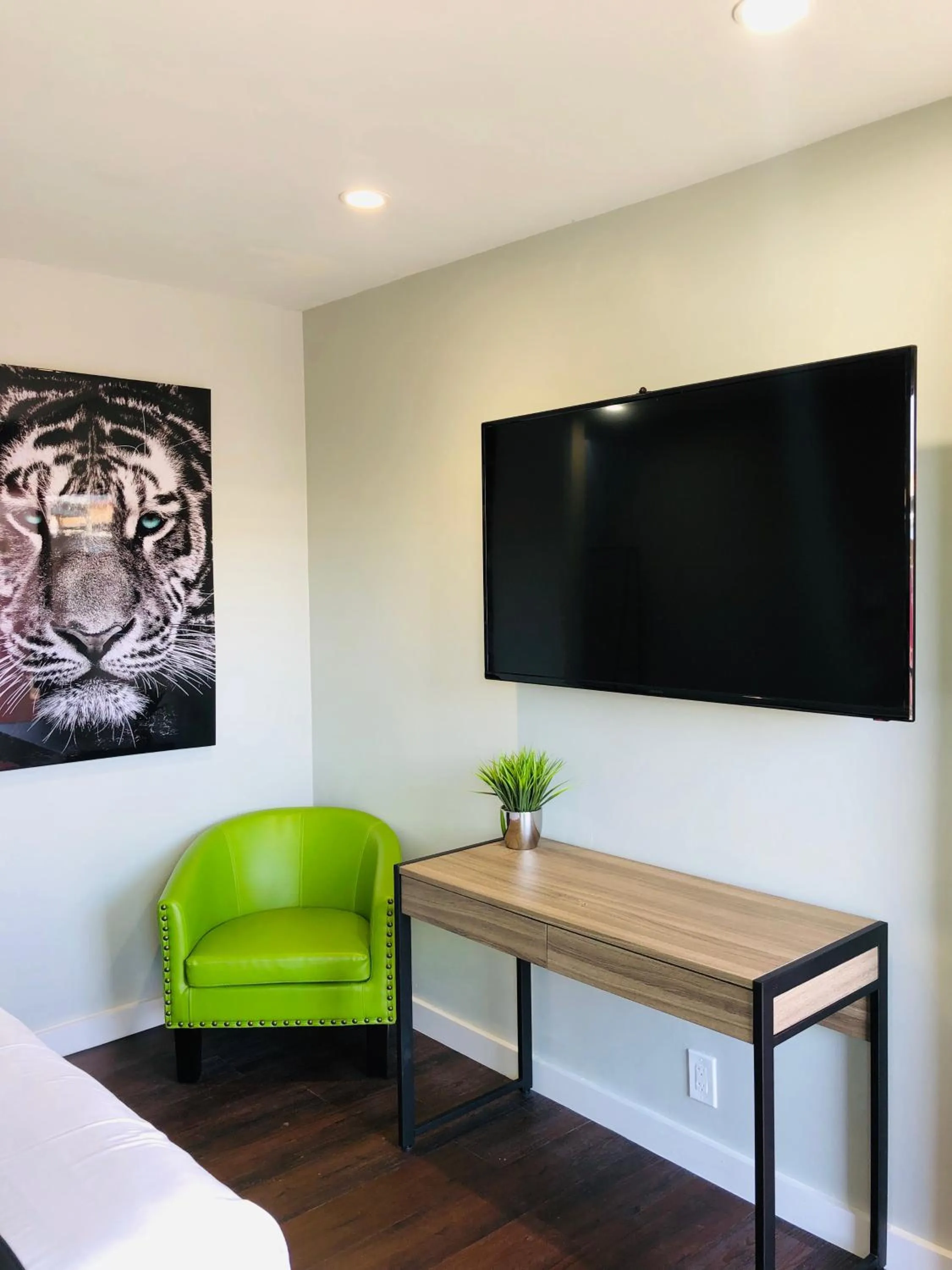 TV and multimedia, Bed in Villa Serena