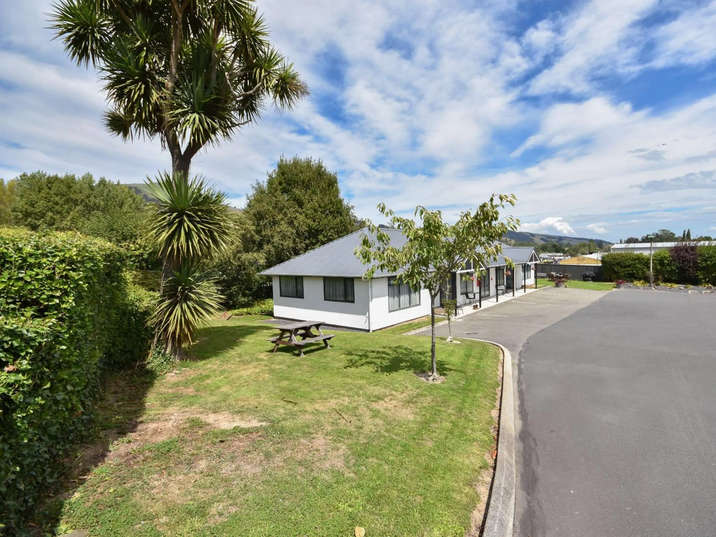 Property building in Bonnie Knights Motel Mosgiel