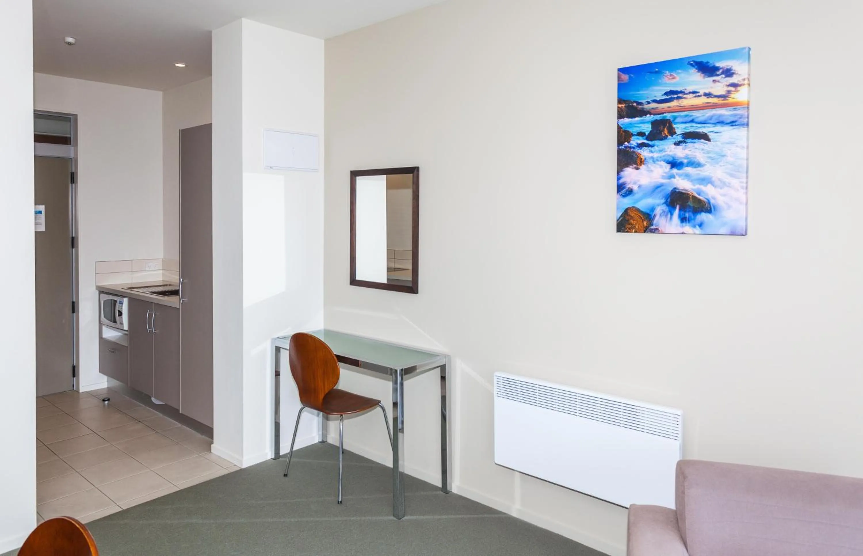 Kitchen or kitchenette in Beachside Resort Motel Whitianga