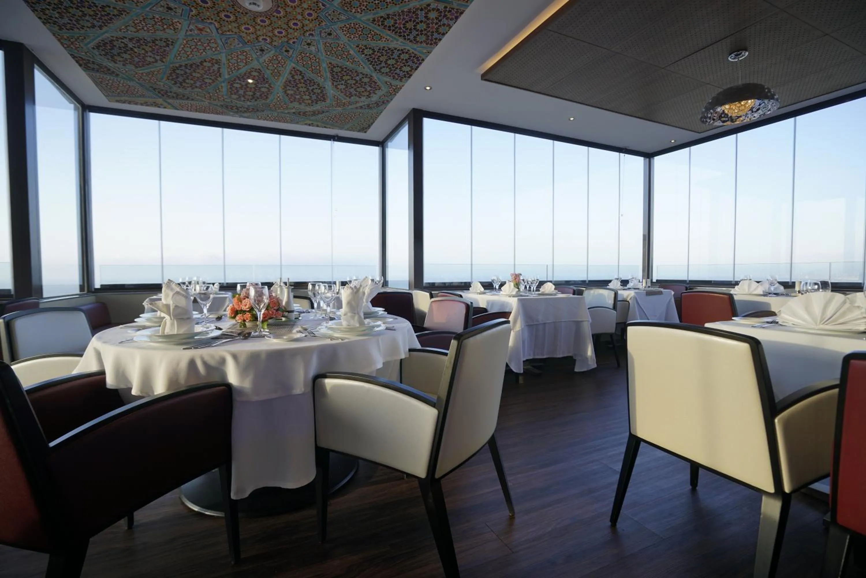 Restaurant/places to eat in AZ Hôtels Kouba