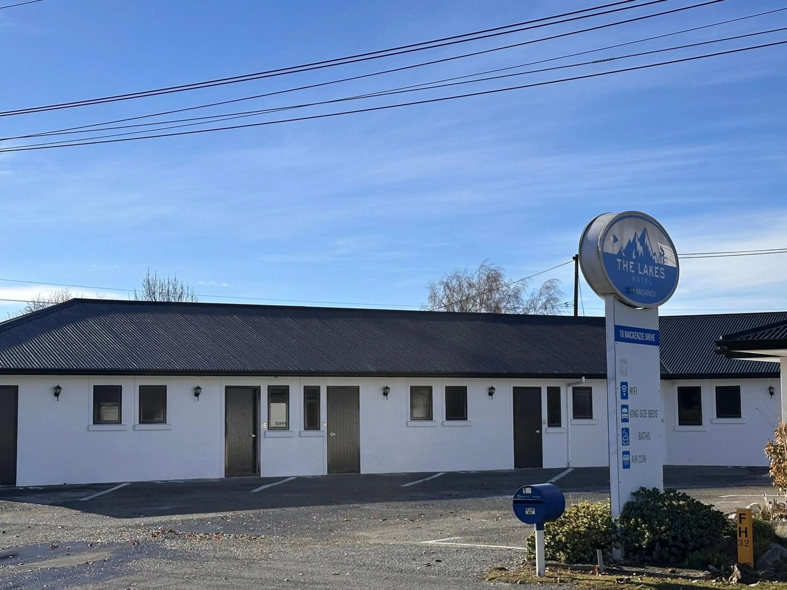 Property building in The Lakes Motel