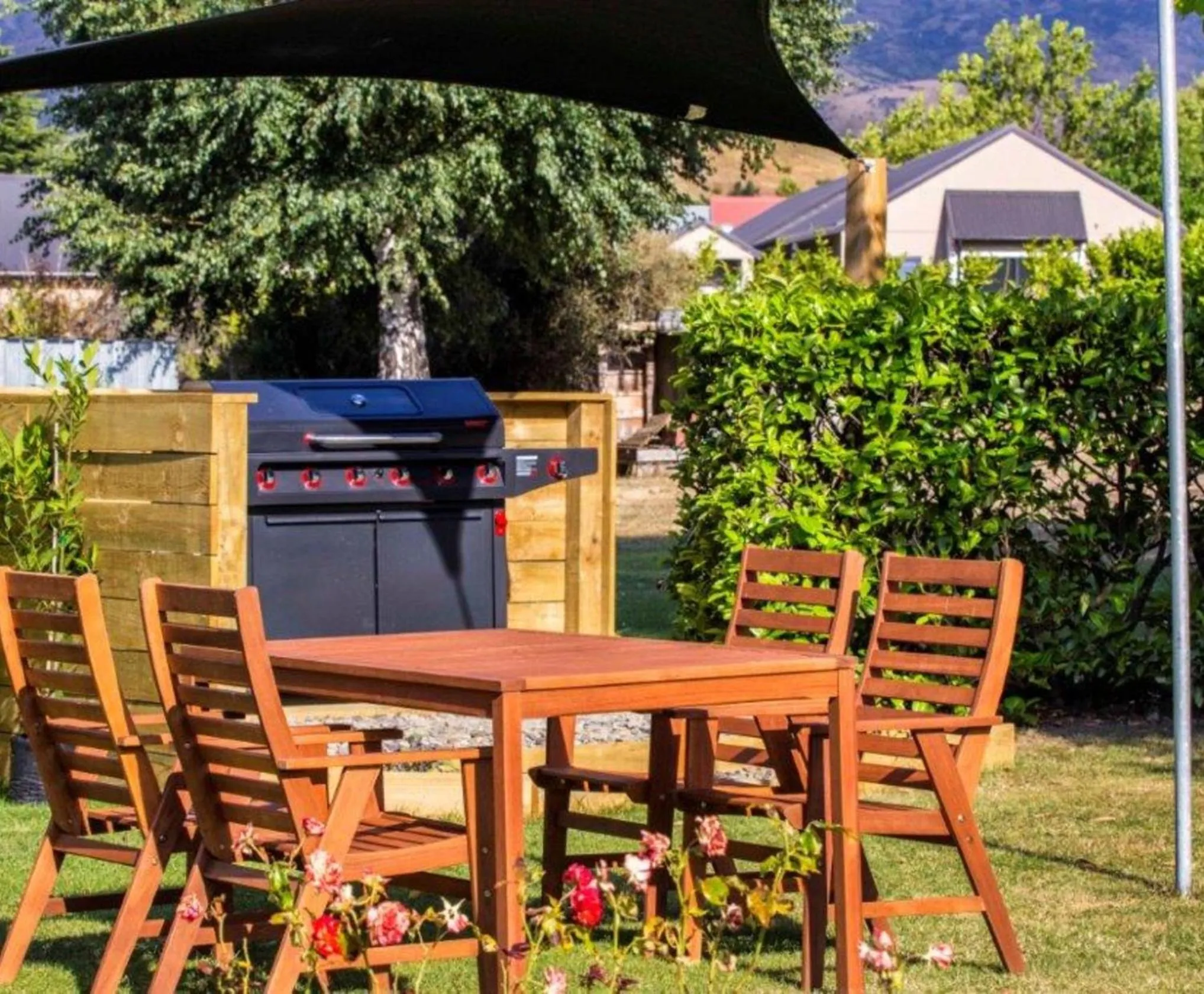 BBQ facilities in Lake Dunstan Motel