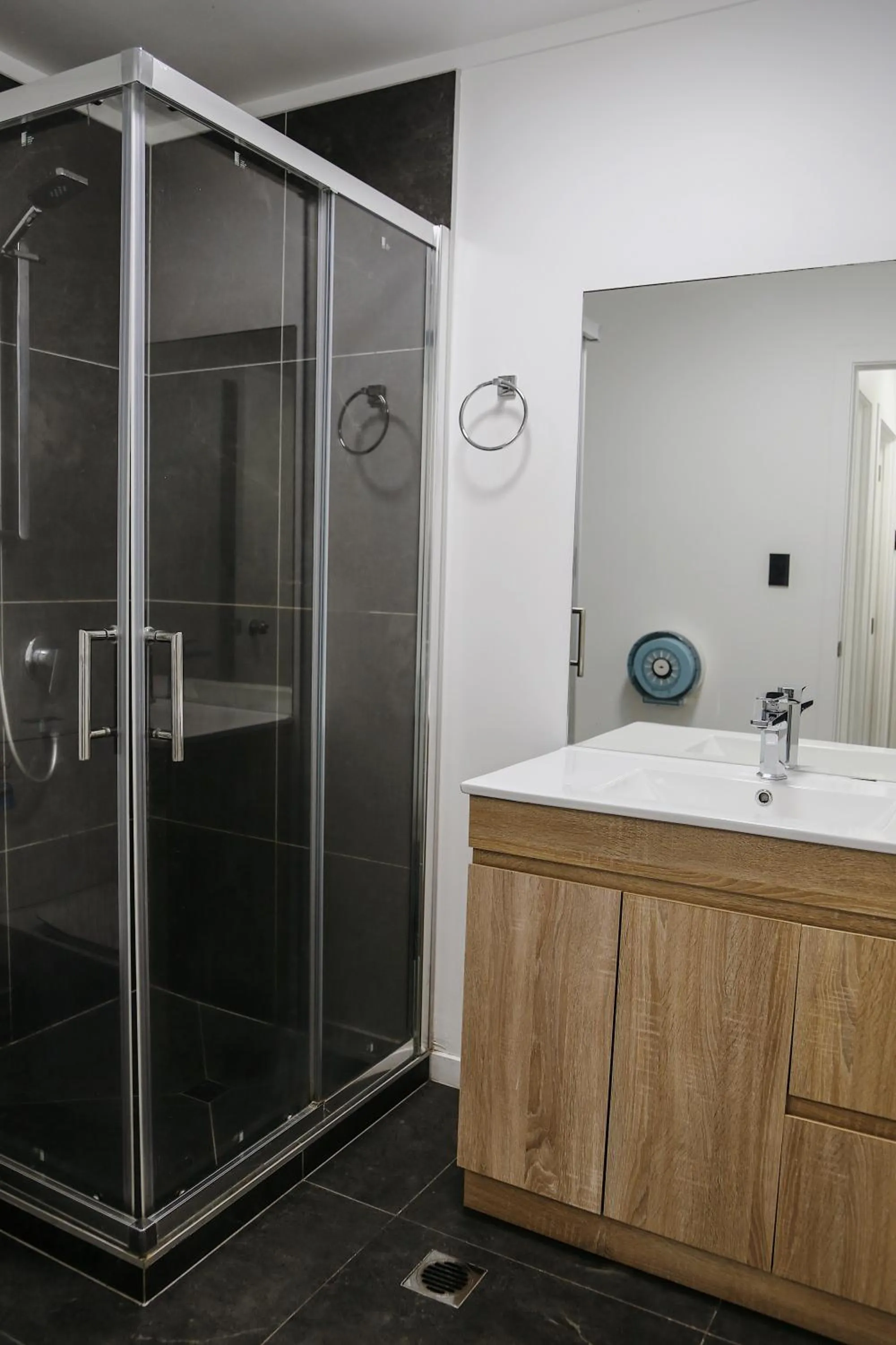 Bathroom in K Road City Travellers