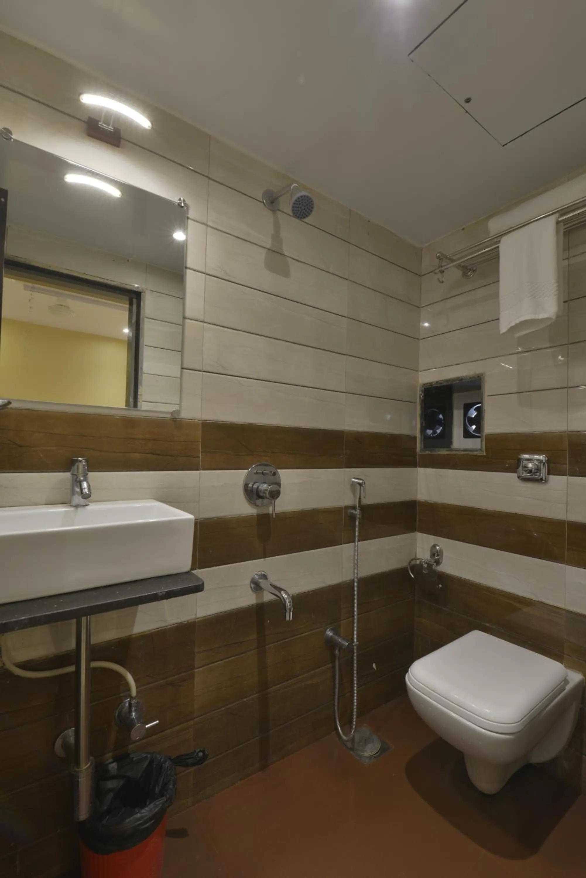 Bathroom in Hotel Residency Park Near Masjid Rly Station South Mumbai