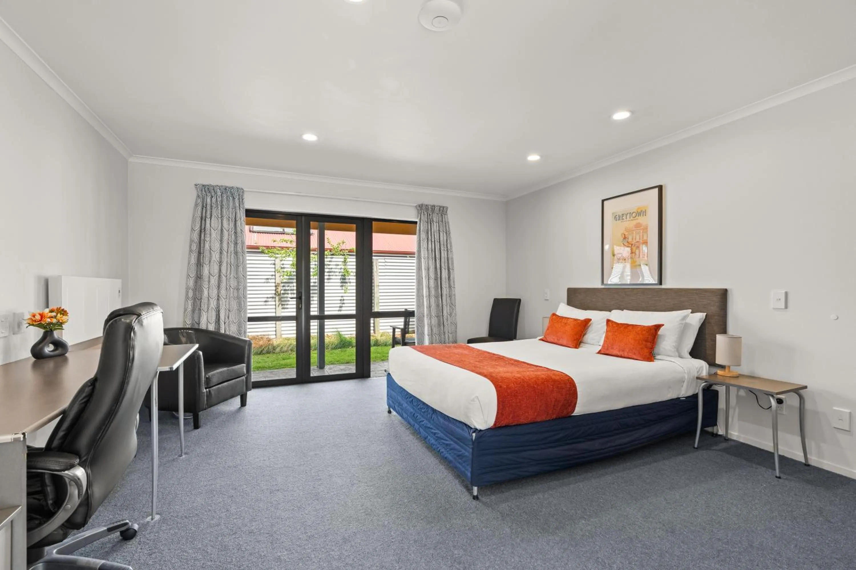 Bed in ASURE Oak Estate Motor Lodge