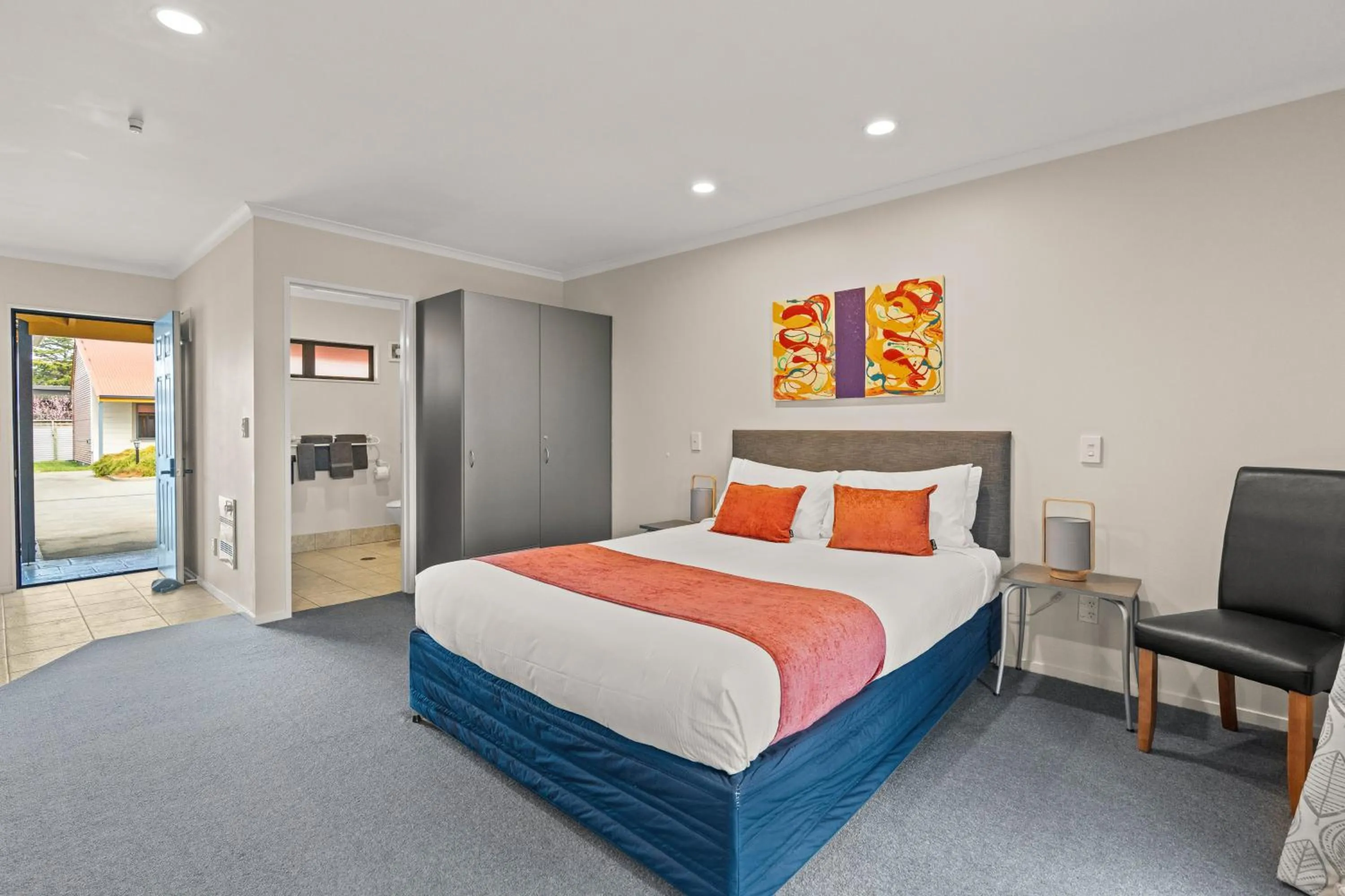 Bed in ASURE Oak Estate Motor Lodge