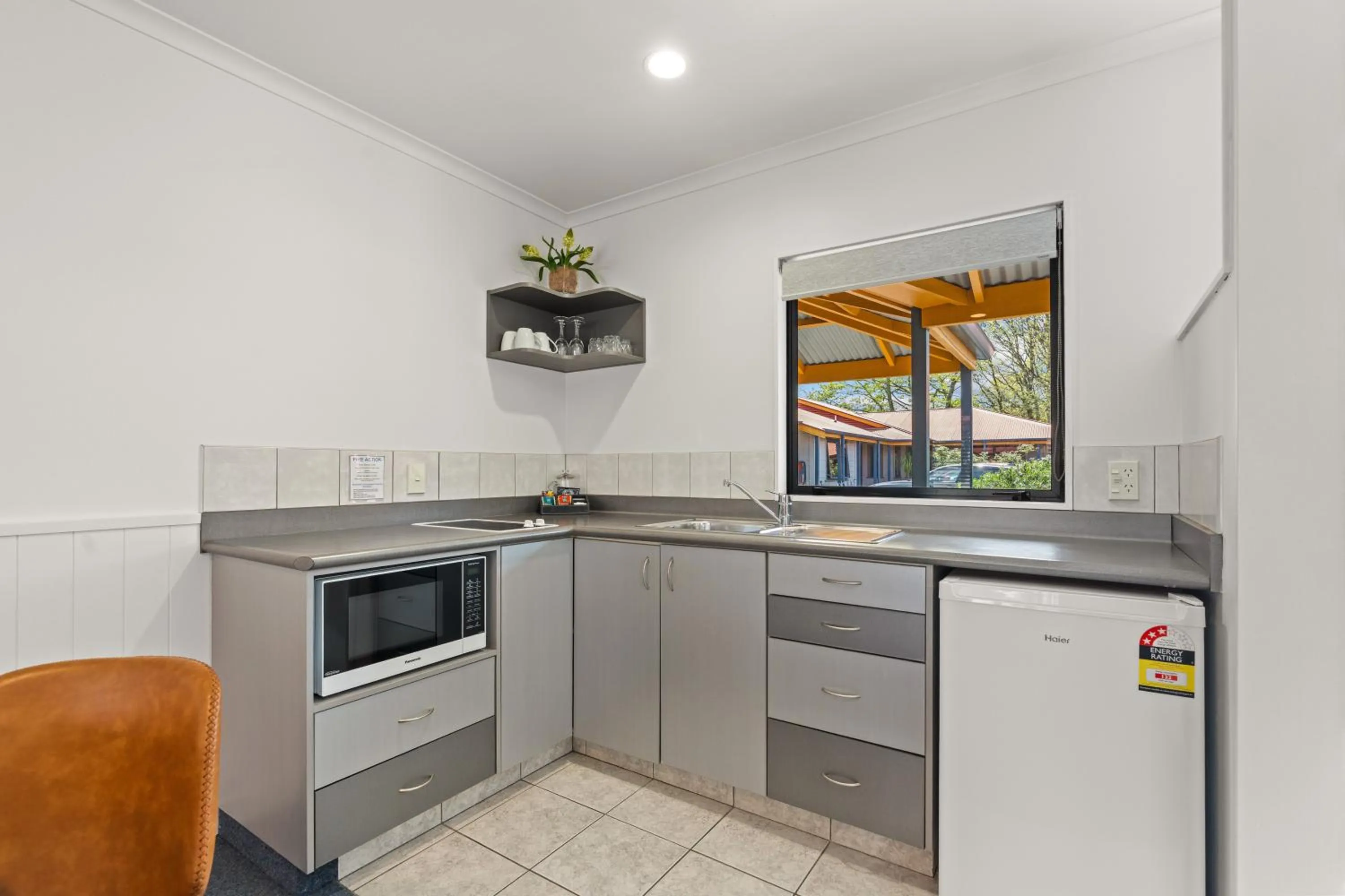 kitchen in ASURE Oak Estate Motor Lodge