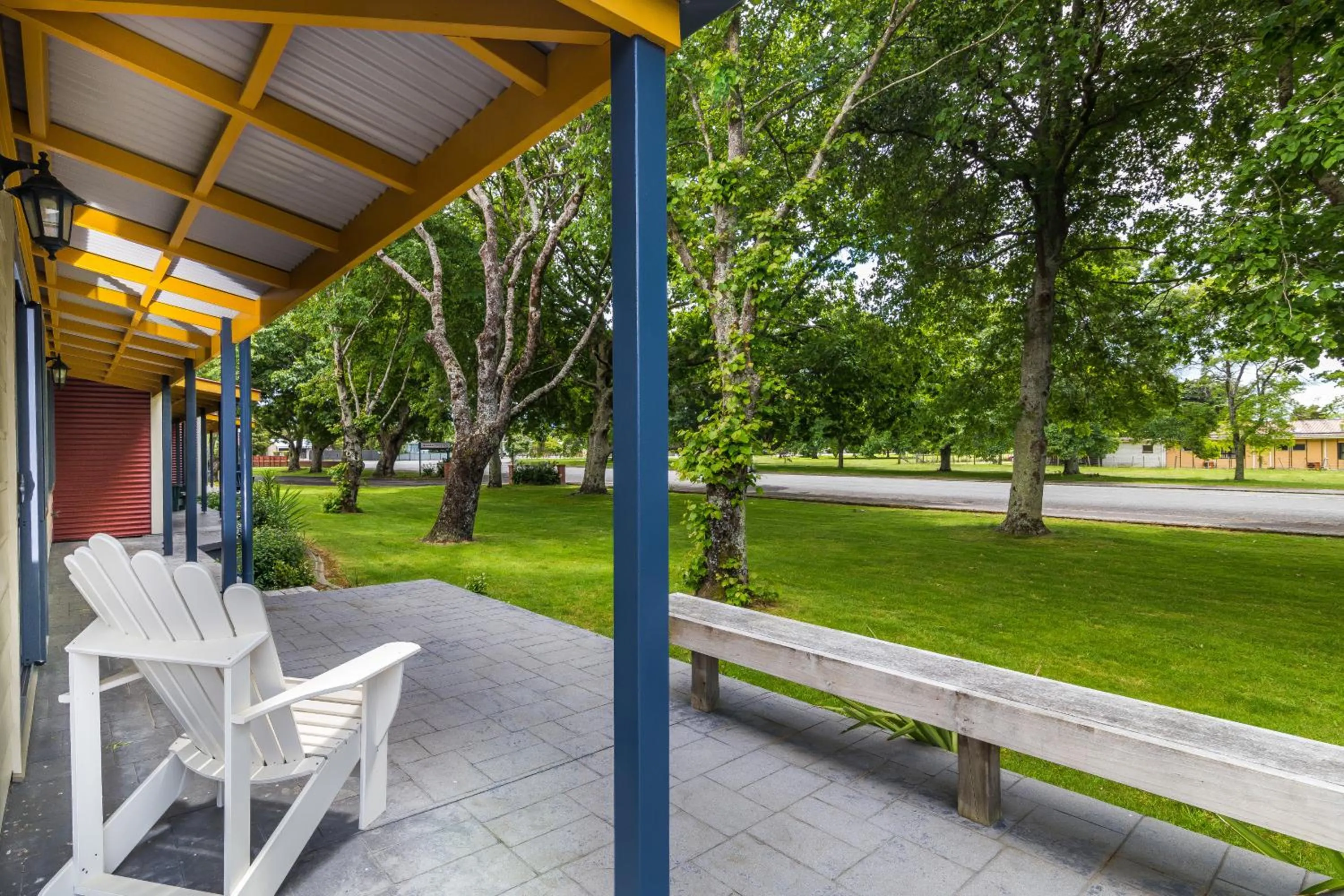 Patio in ASURE Oak Estate Motor Lodge